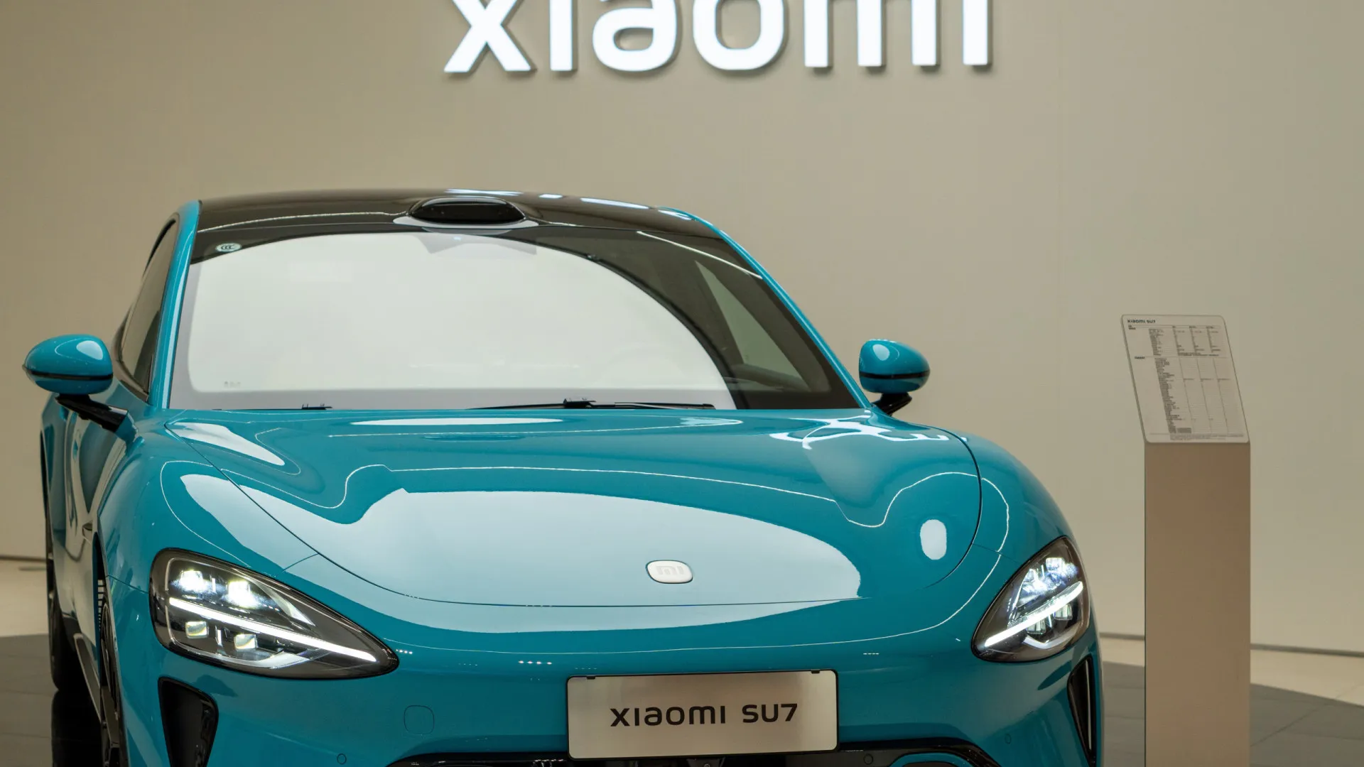 
                    Empresa com 20 funcionários quer invalidar patentes de carros da Xiaomi
                