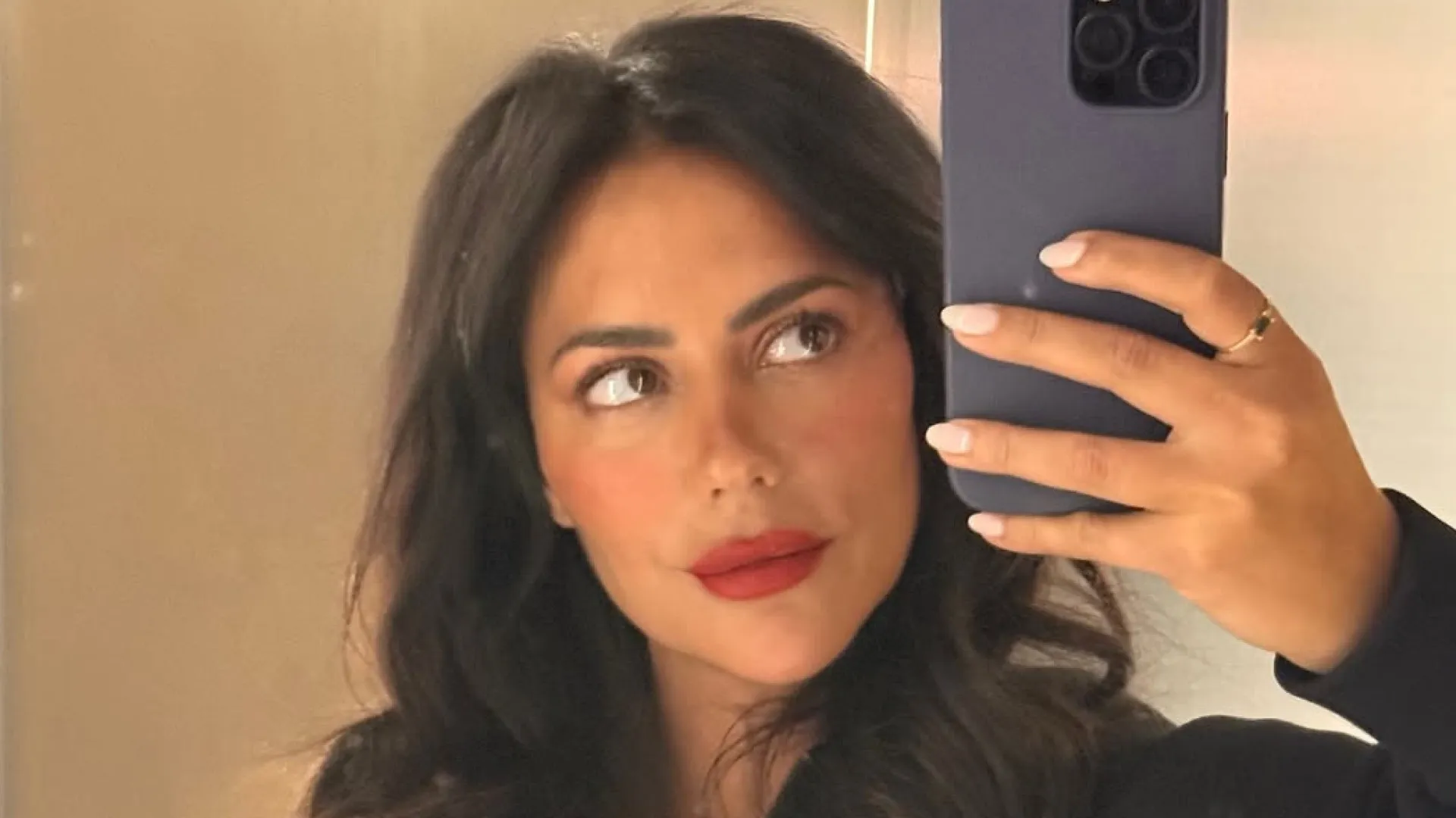 
                    Sofia Ribeiro magoa-se em espetáculo. 