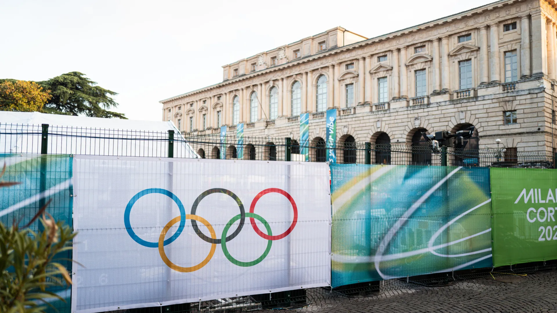 Oficial: Só "mulheres biológicas" podem estar nas provas femininas dos JO