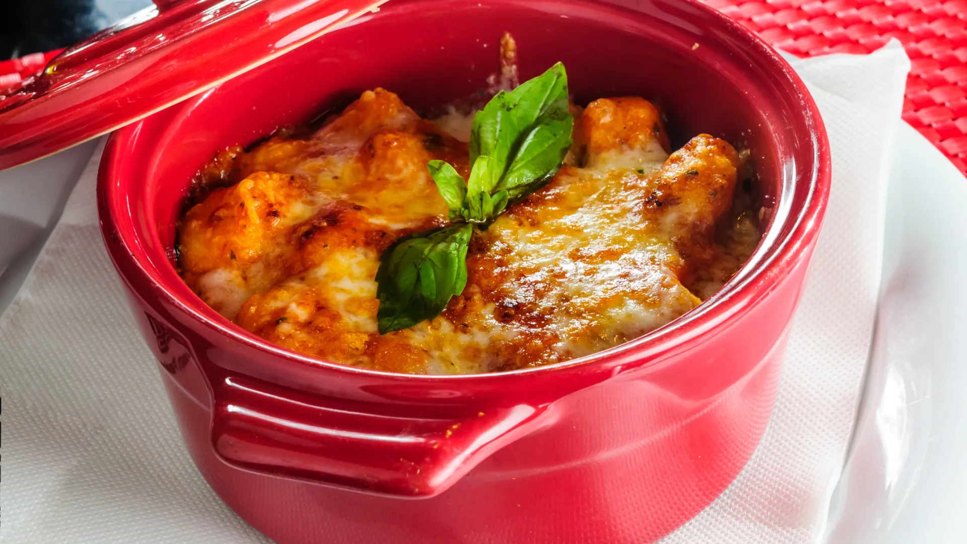 
                    Esta receita de lasanha na panela não precisa de ir ao forno
                