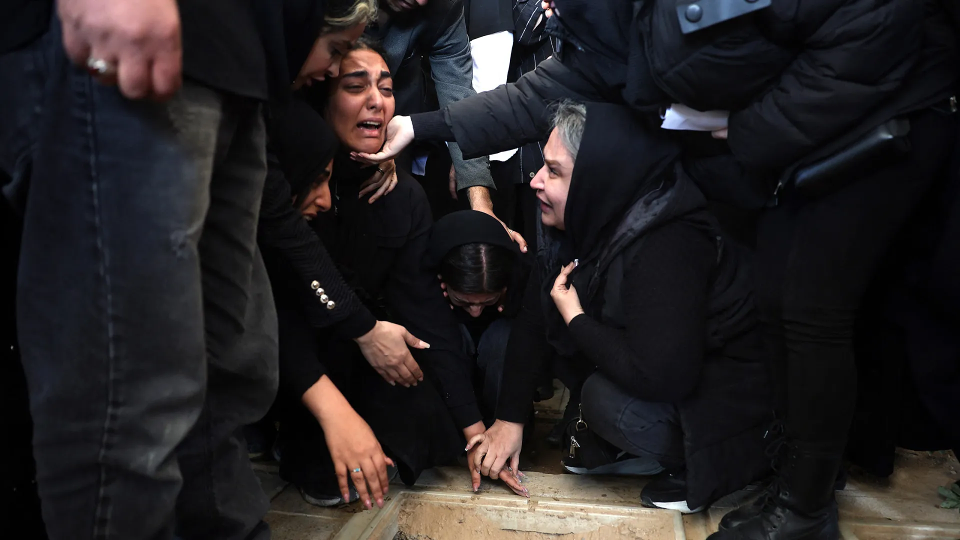 
                    AO MINUTO: Resposta da UE? 