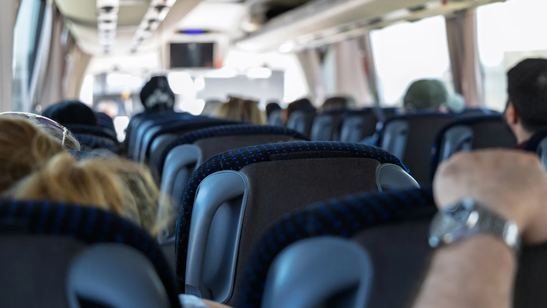 
                    Gasóleo: Apoio extra para transportes de mercadorias e autocarros
                