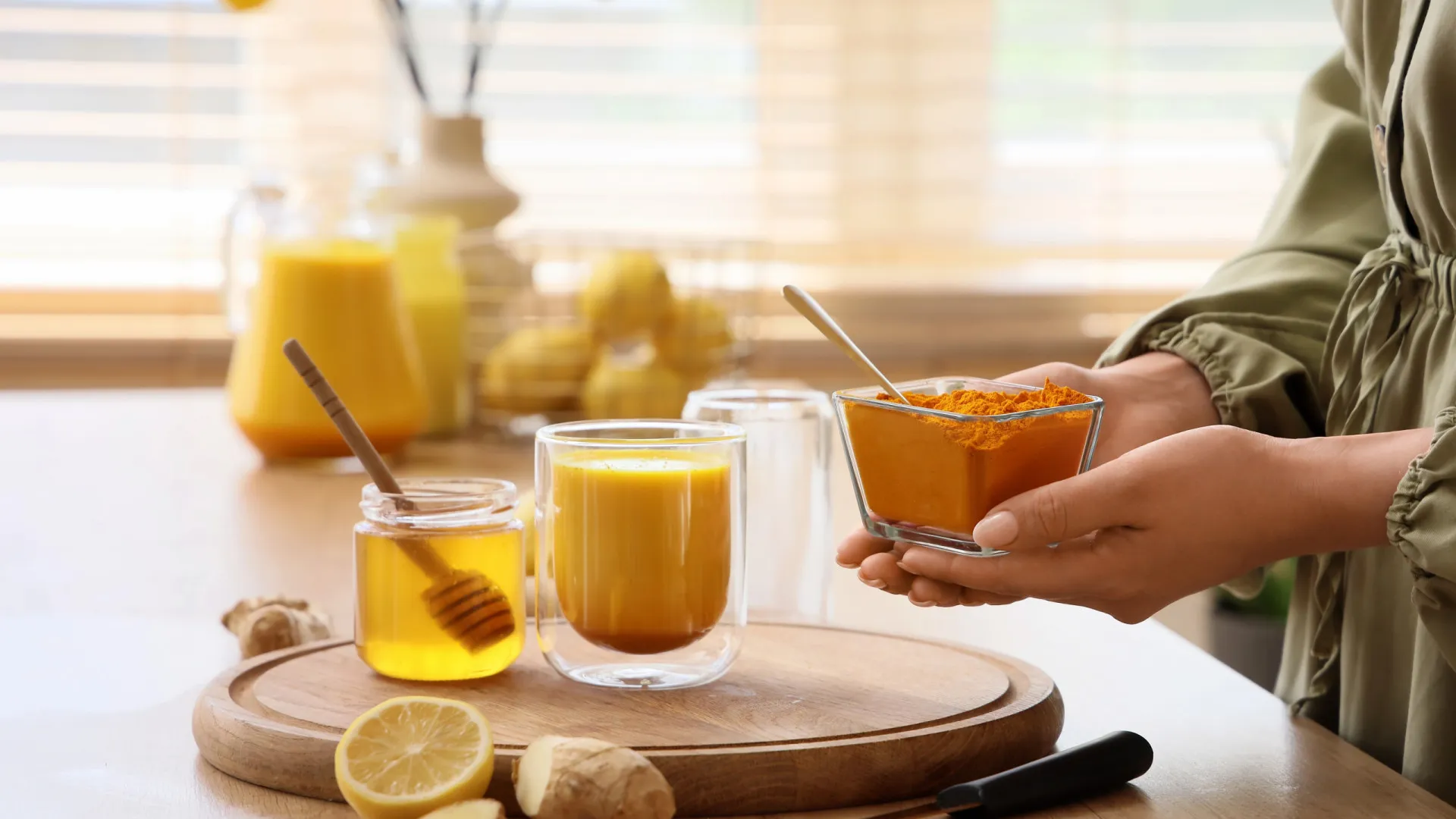 
                    3 fórmulas (saudáveis) para adicionar cúrcuma à sua dieta
                