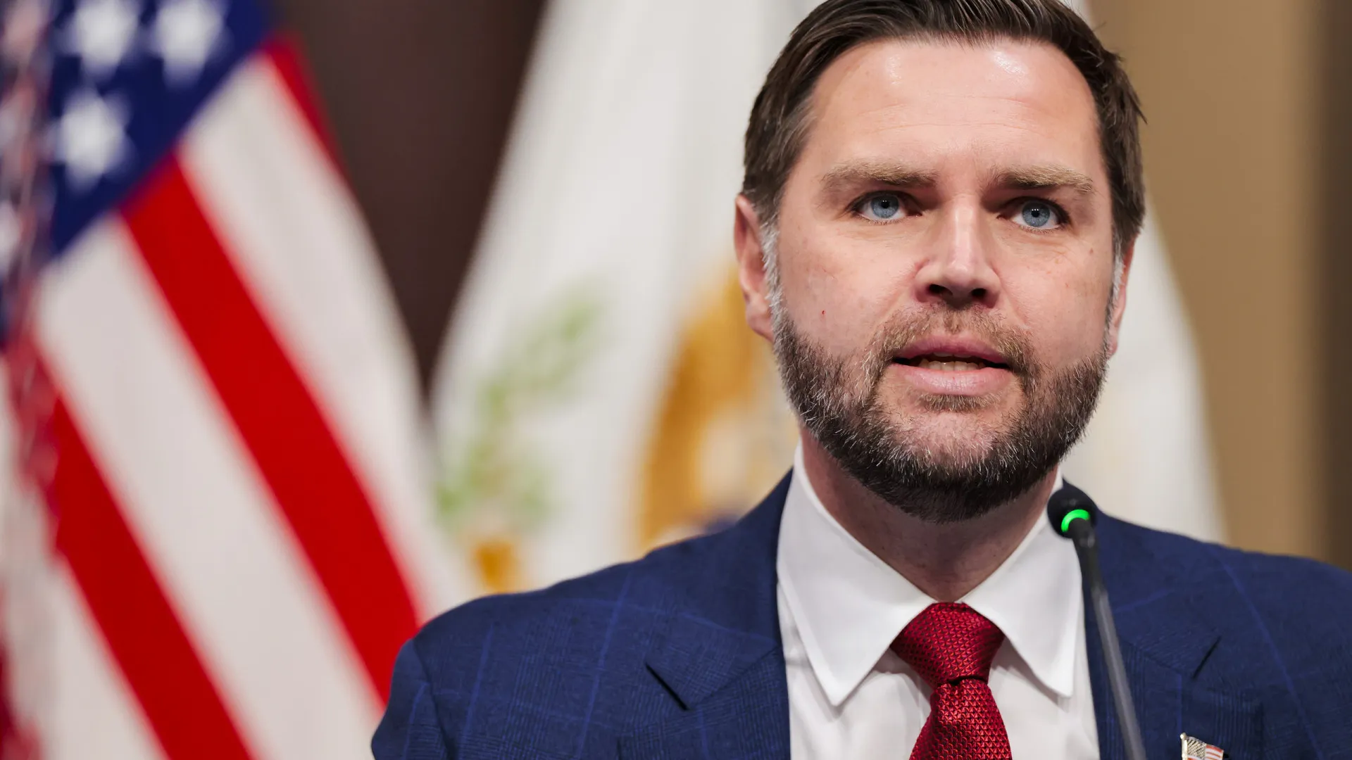 
                    Vance terá tido conversa tensa com Netanyahu: 