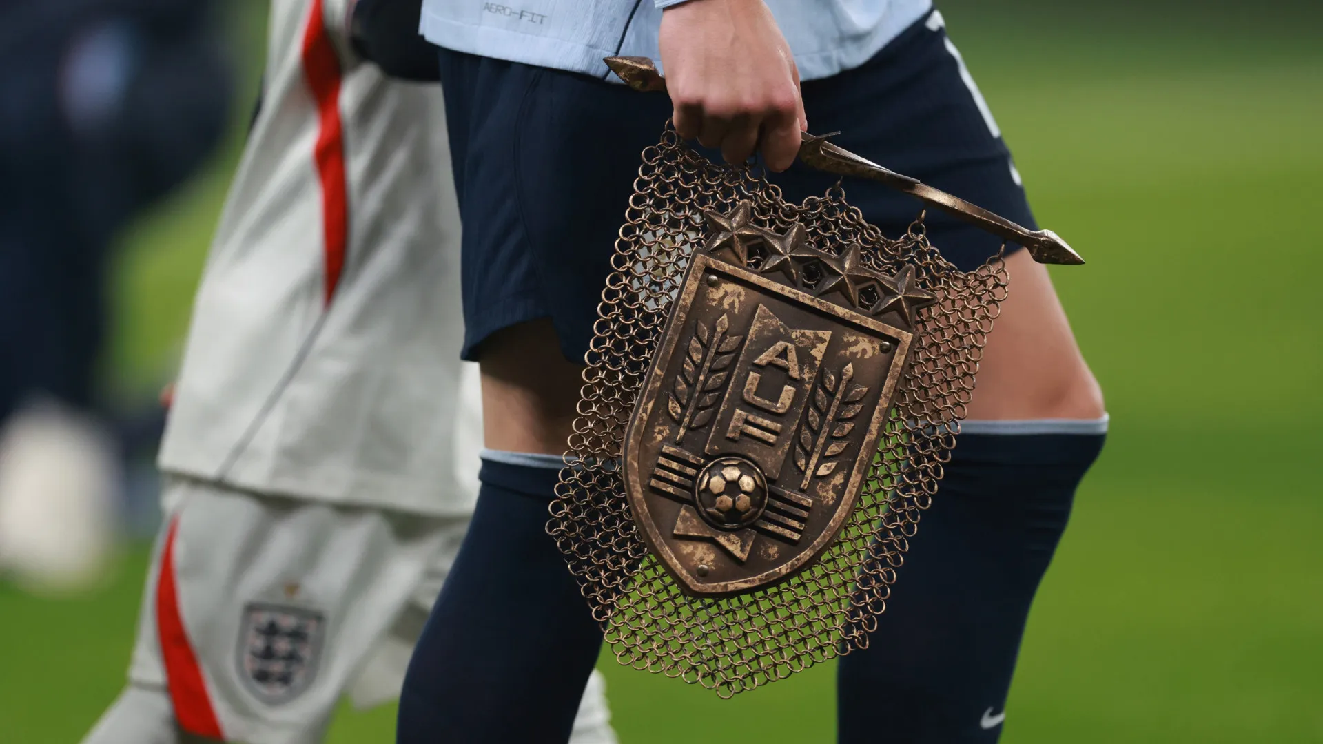 Uruguai empatou com Inglaterra, mas há pormenor que está a dar que falar