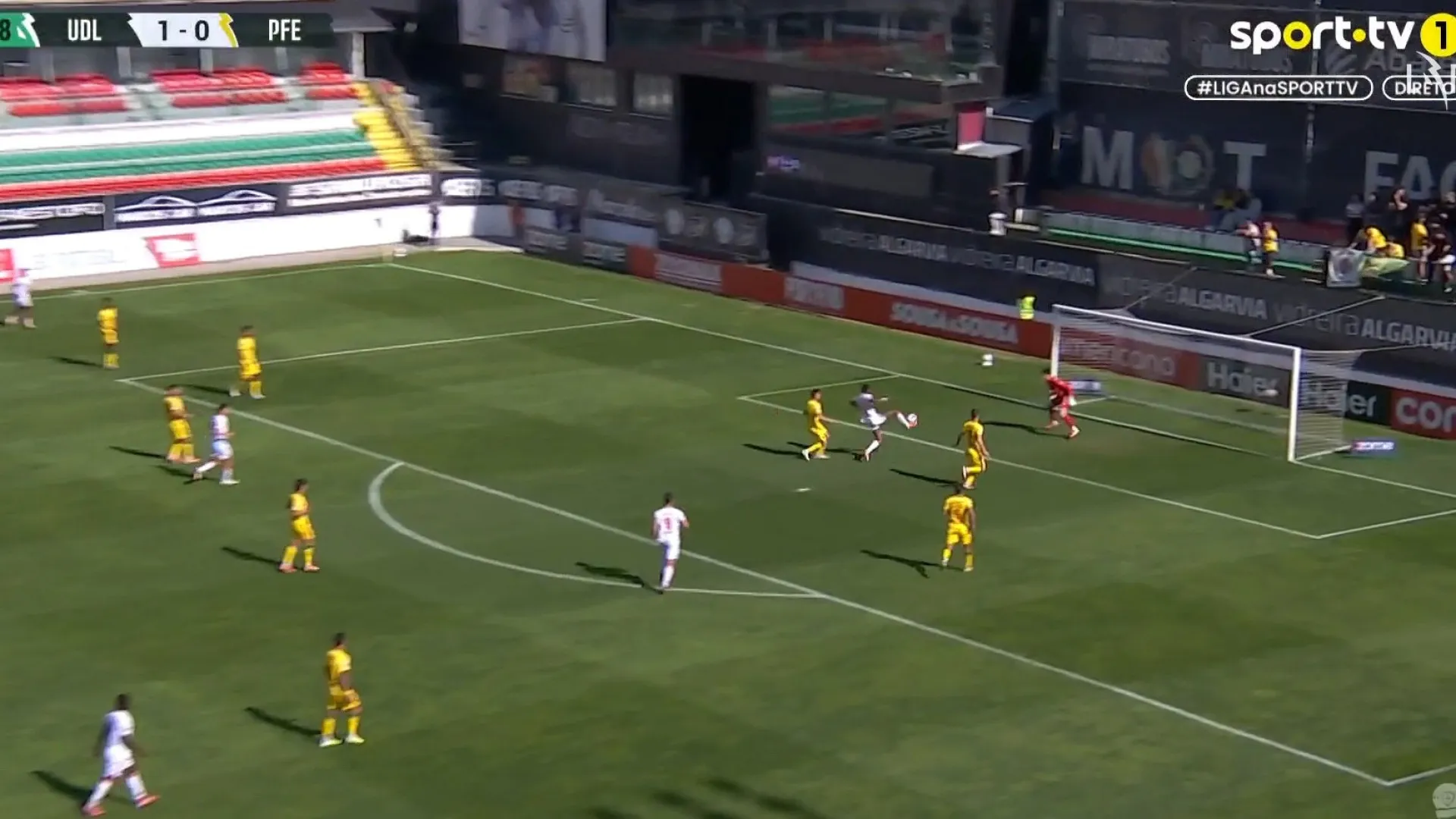 
                    'Paços' importantes na subida. União de Leiria carimbou vitória... assim
                