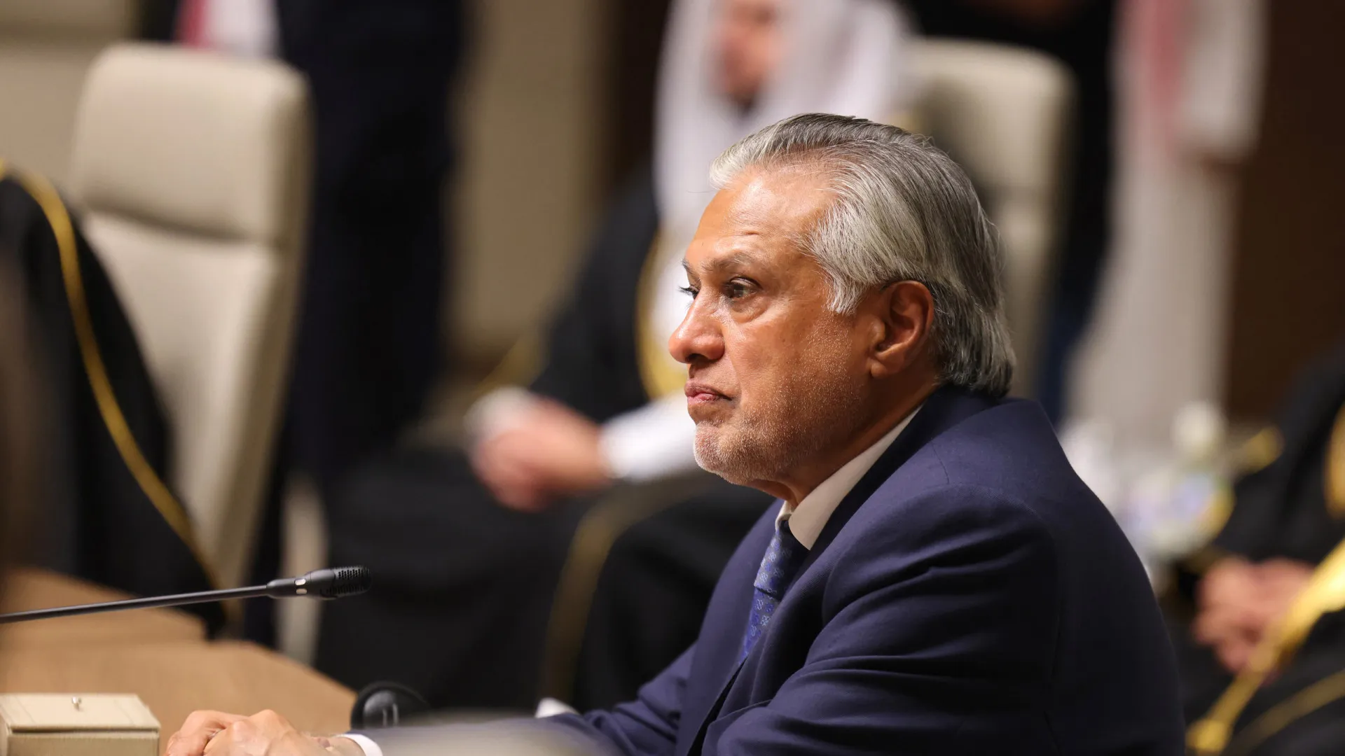 
                    Paquistão diz que Islamabade vai acolher conversas entre Washington e Teerão
                