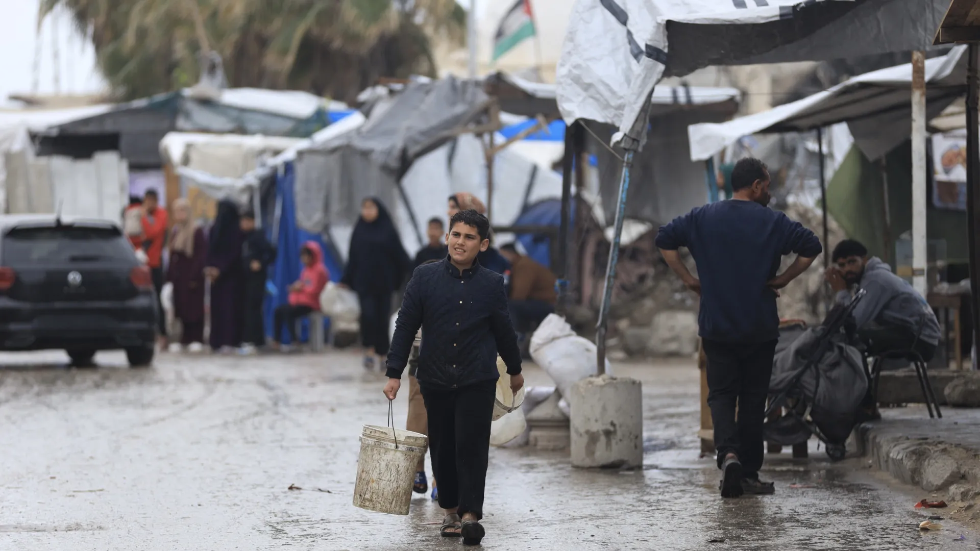 
                    AO MINUTO: Patriarca pede direito à oração; Central no Irão inoperacional
                