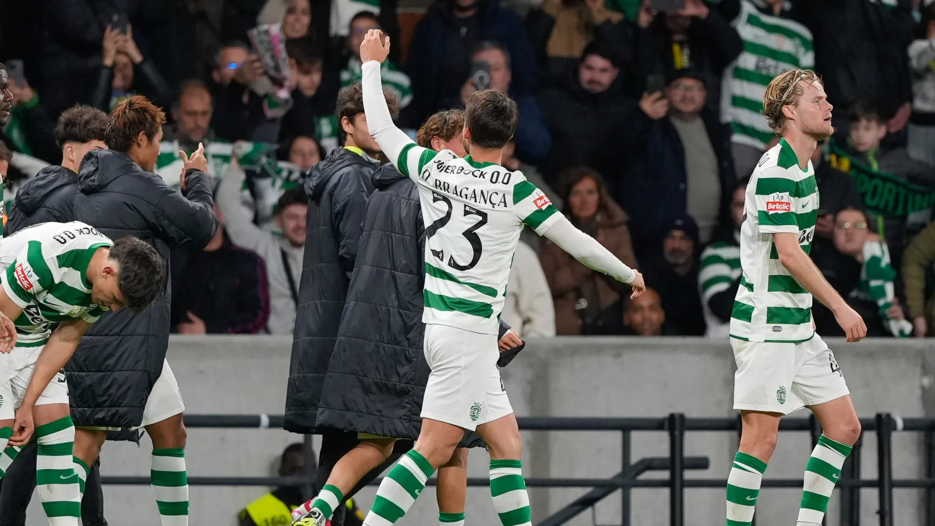 Quem fica? Quem sai? Assim será o meio-campo do Sporting em 2026/27