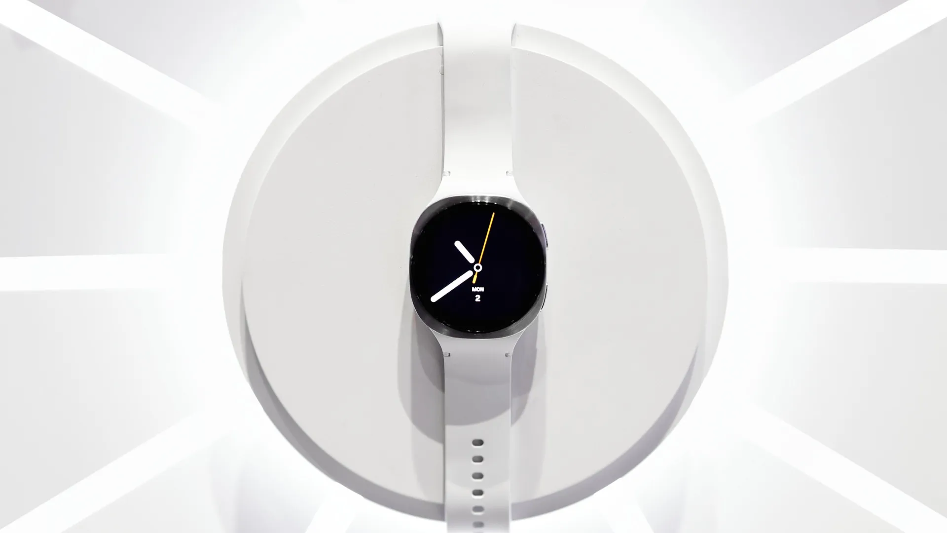 
                    Foi avistado o primeiro sinal do novo relógio inteligente da Samsung
                