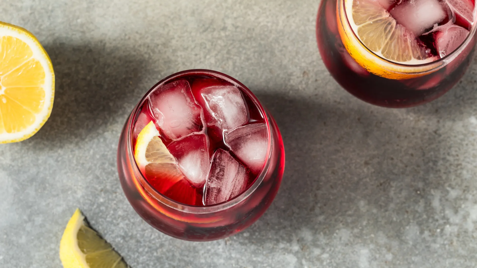 
                    Mulher em baixa médica despedida por beber 