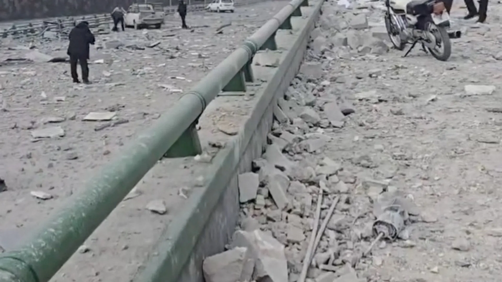 Estados Unidos atacam cidade iraniana onde se situa instalação nuclear