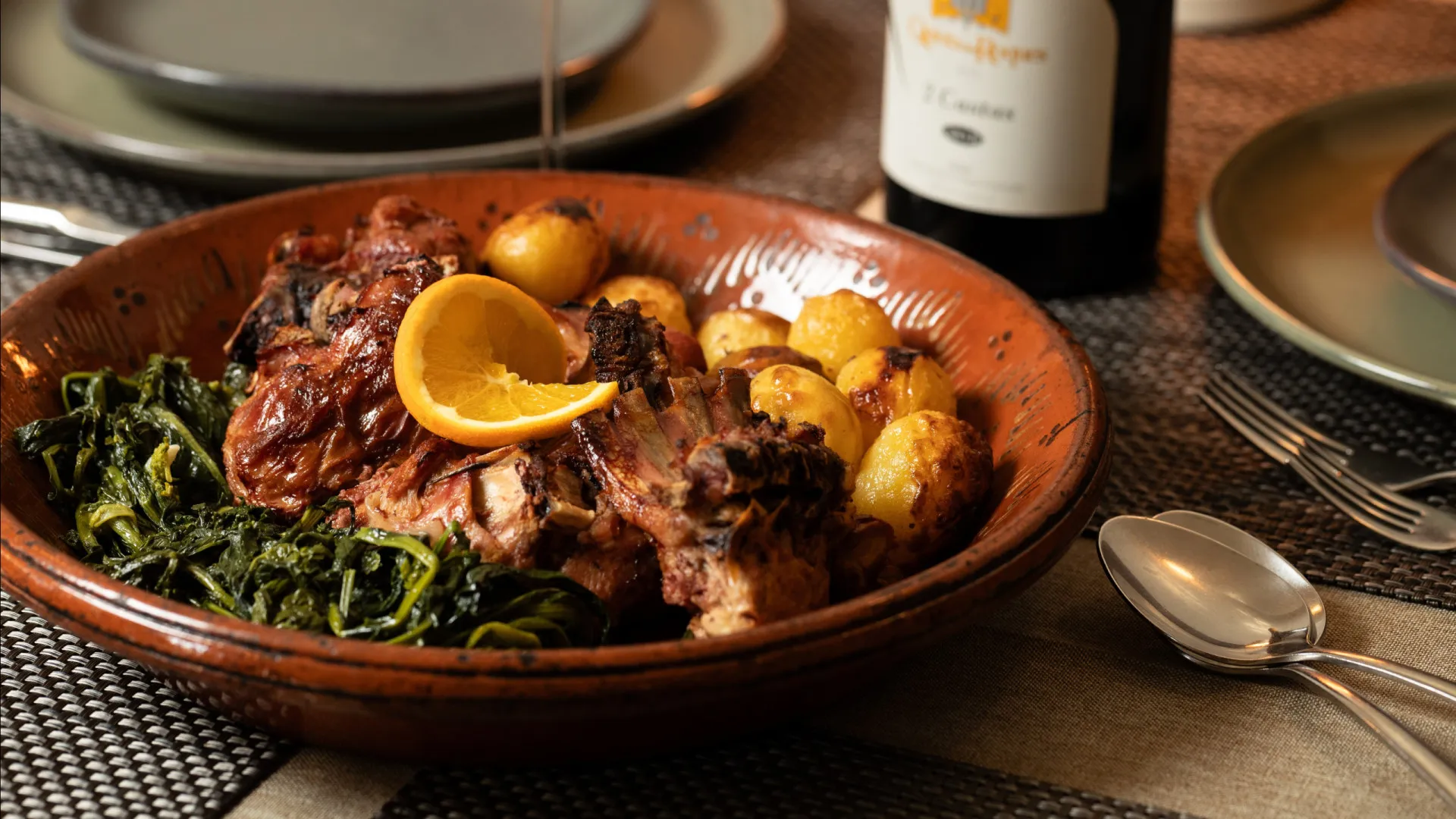 
                    Cordeiro, cabrito, borrego ou anho. Afinal, qual o melhor para a Páscoa?
                