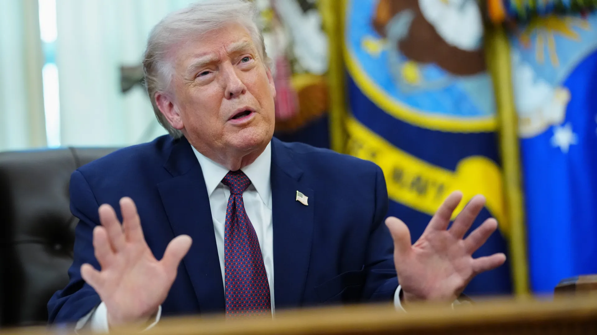 Trump prevê fim da guerra e descarta intervir no Estreito de Ormuz