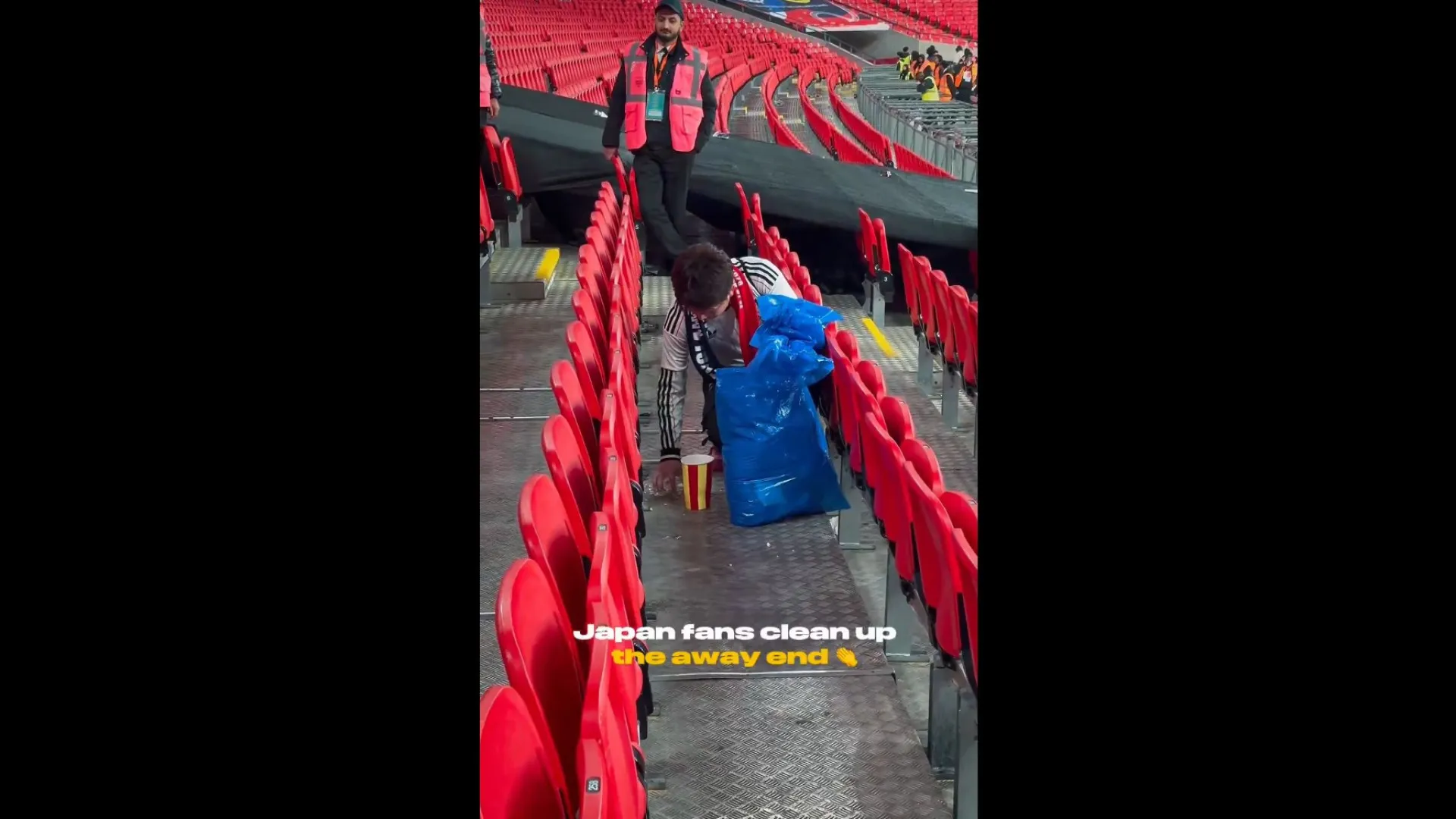 Japão vence Inglaterra e gesto dos adeptos em Wembley vai correr mundo