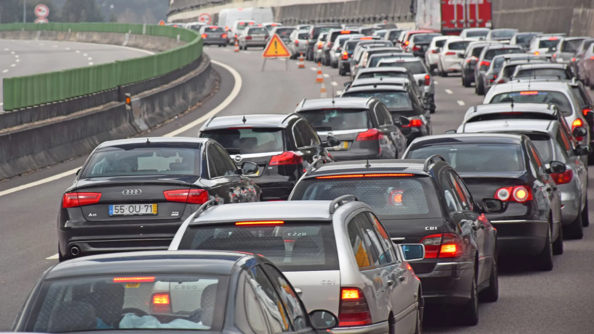 
                    Viaja de carro na Páscoa? Os conselhos do Governo que podem salvar vidas
                