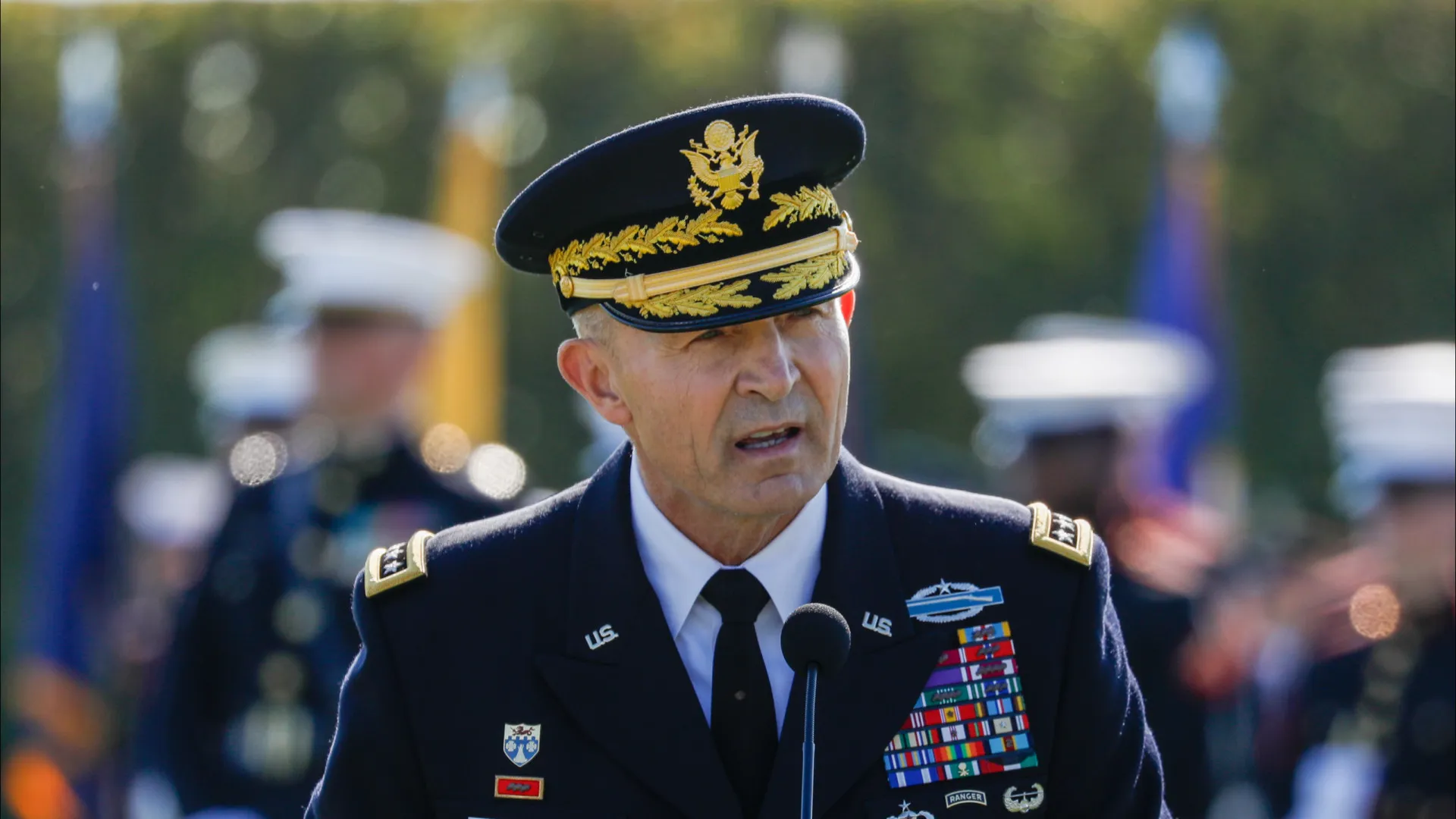 Chefe do Estado-Maior do Exército americano afastado por Hegseth