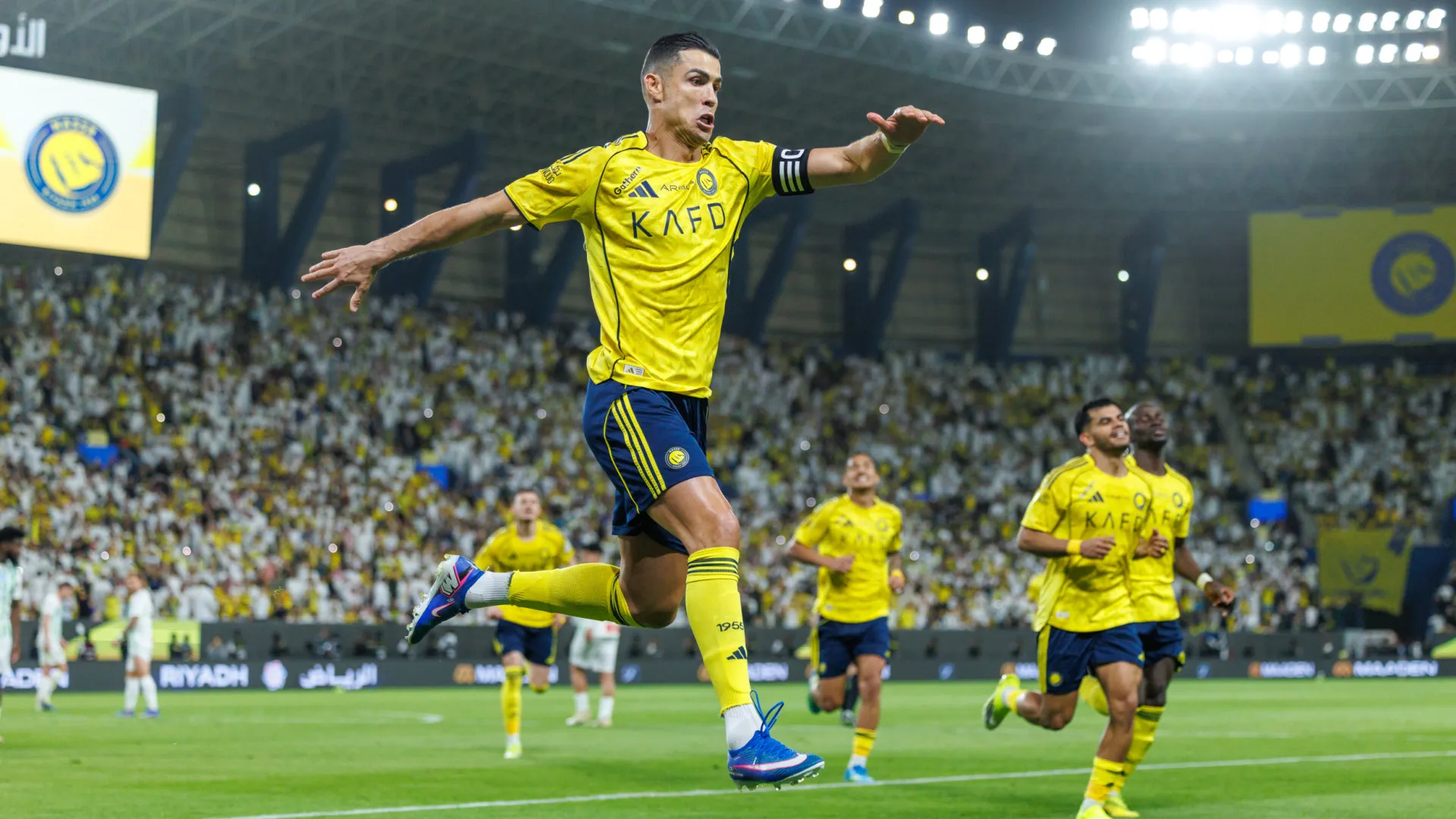 
                    Cristiano Ronaldo regressa com dose de golos e Al Nassr segue imparável
                