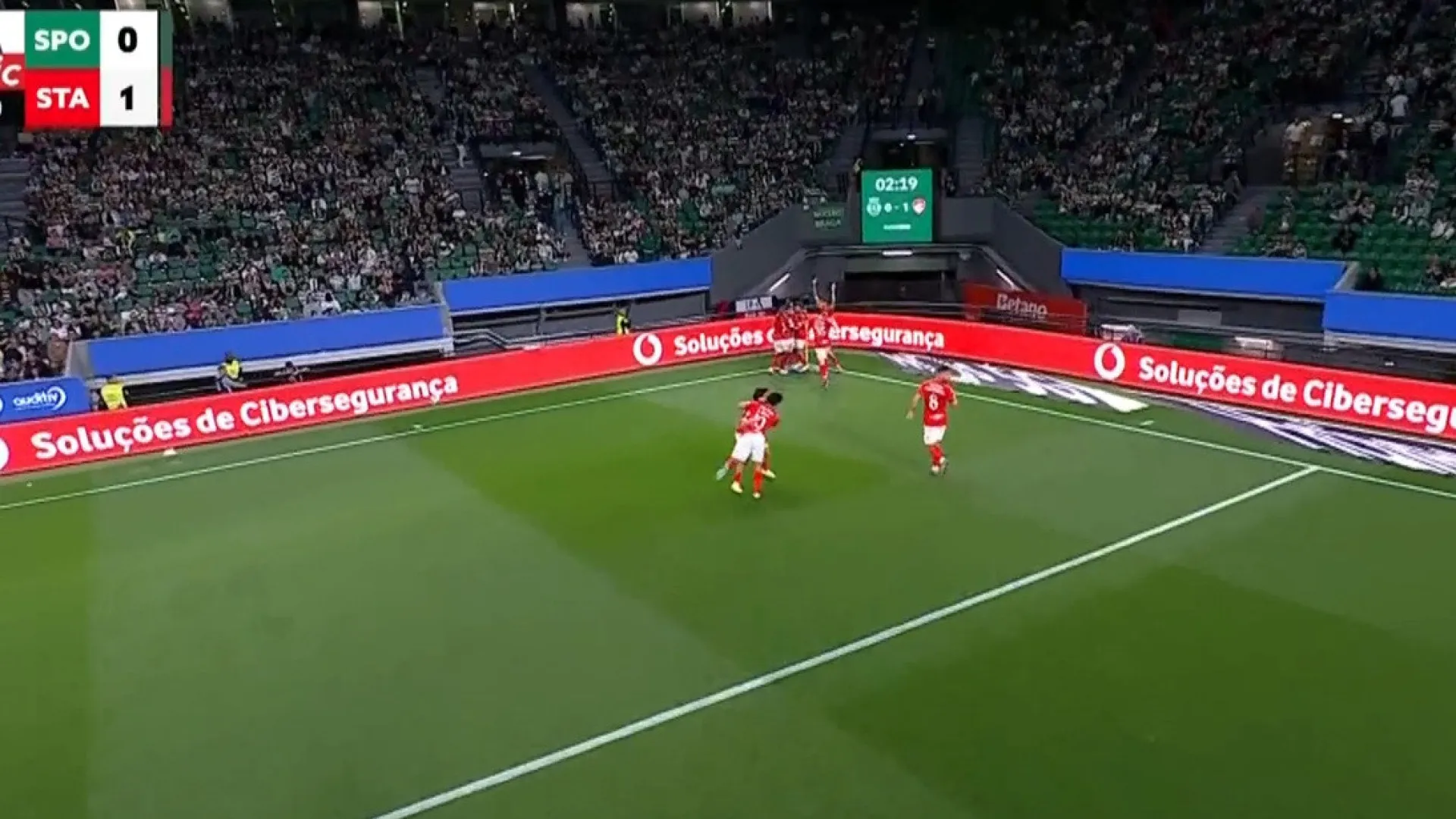 Choque total em Alvalade. Klismahn deixou Sporting a perder desta forma