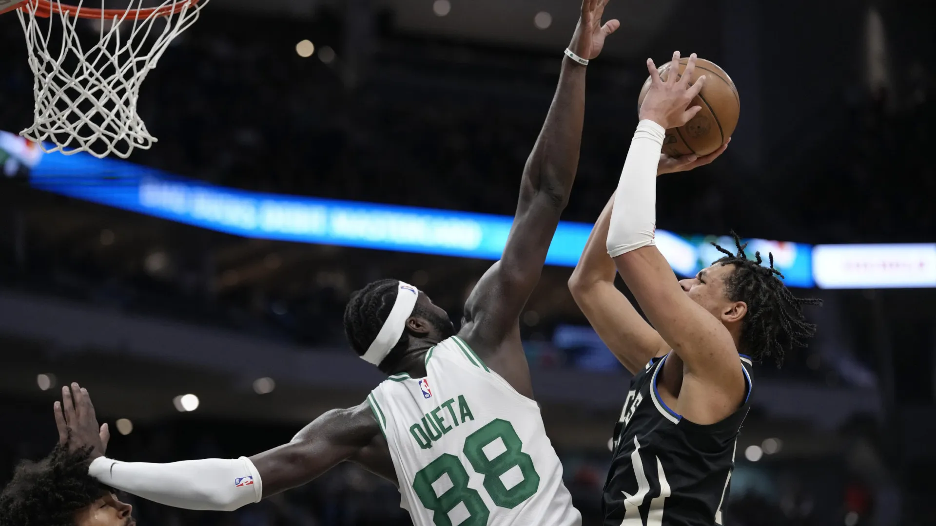 Histórico Neemias Queta volta a brilhar na vitória categórica dos Celtics