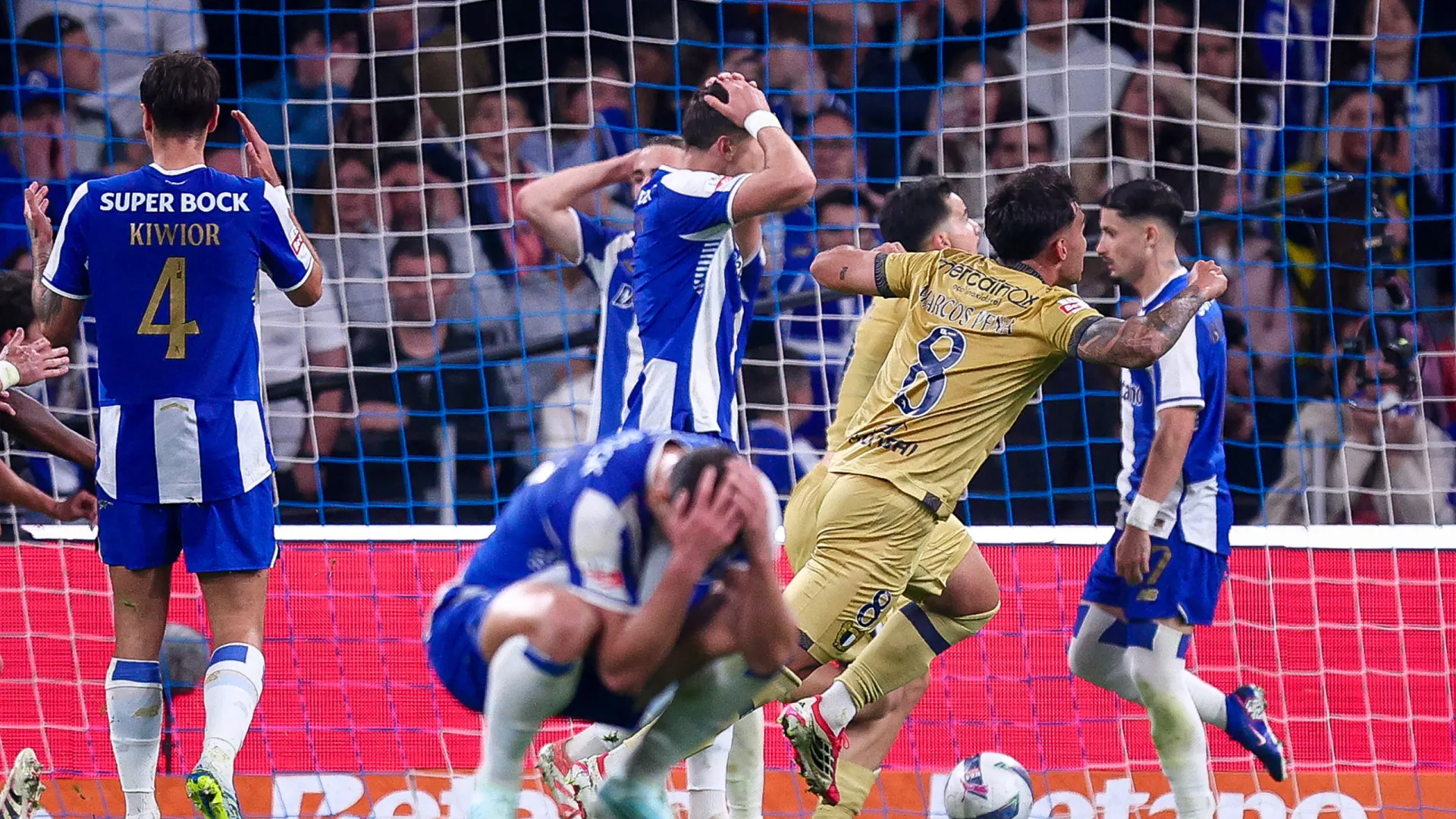 FC Porto confiou na estrelinha, mas esqueceu-se de reservar o Pinheiro