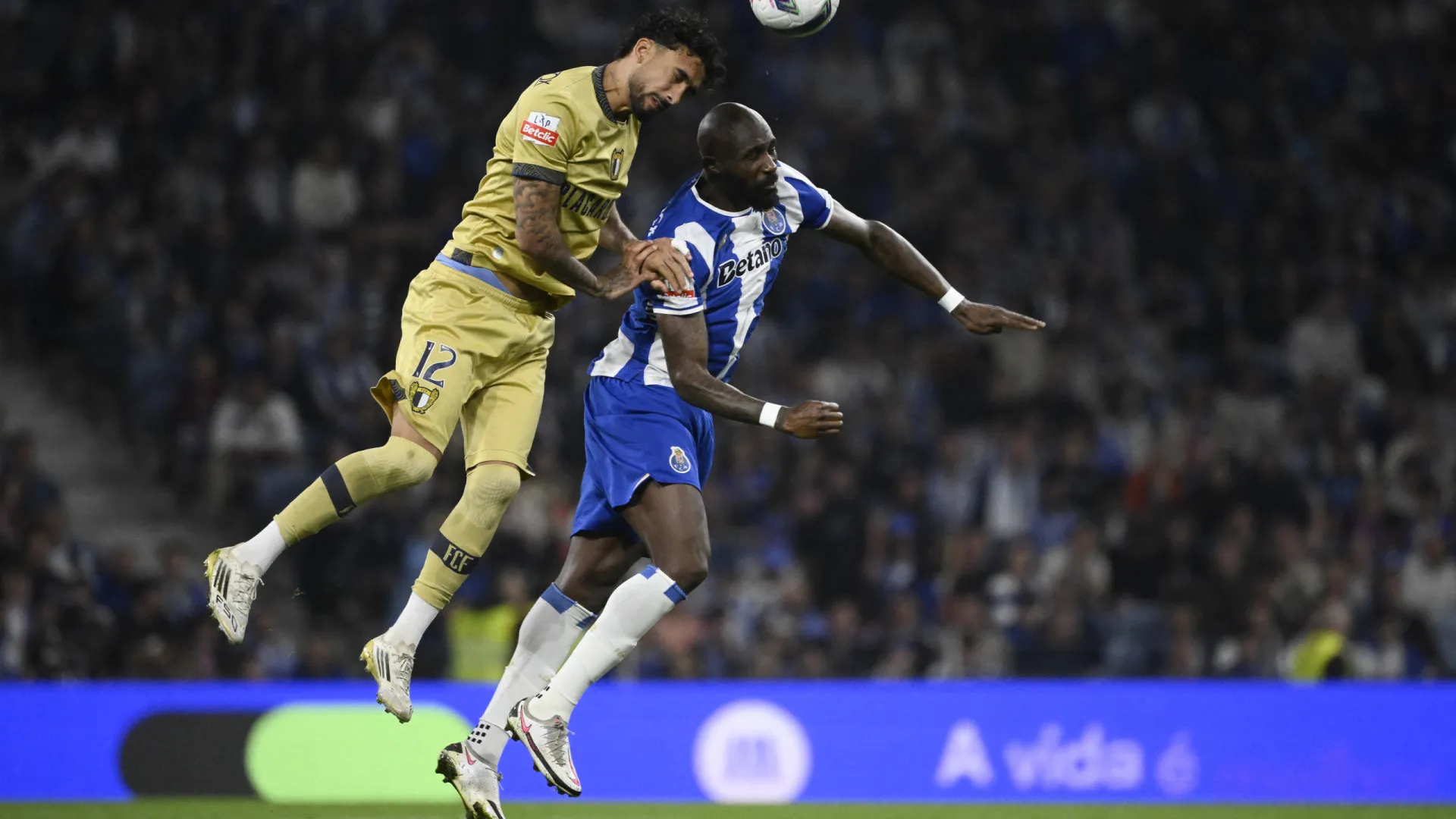 
                    Fofana frustrado após empate do FC Porto: 