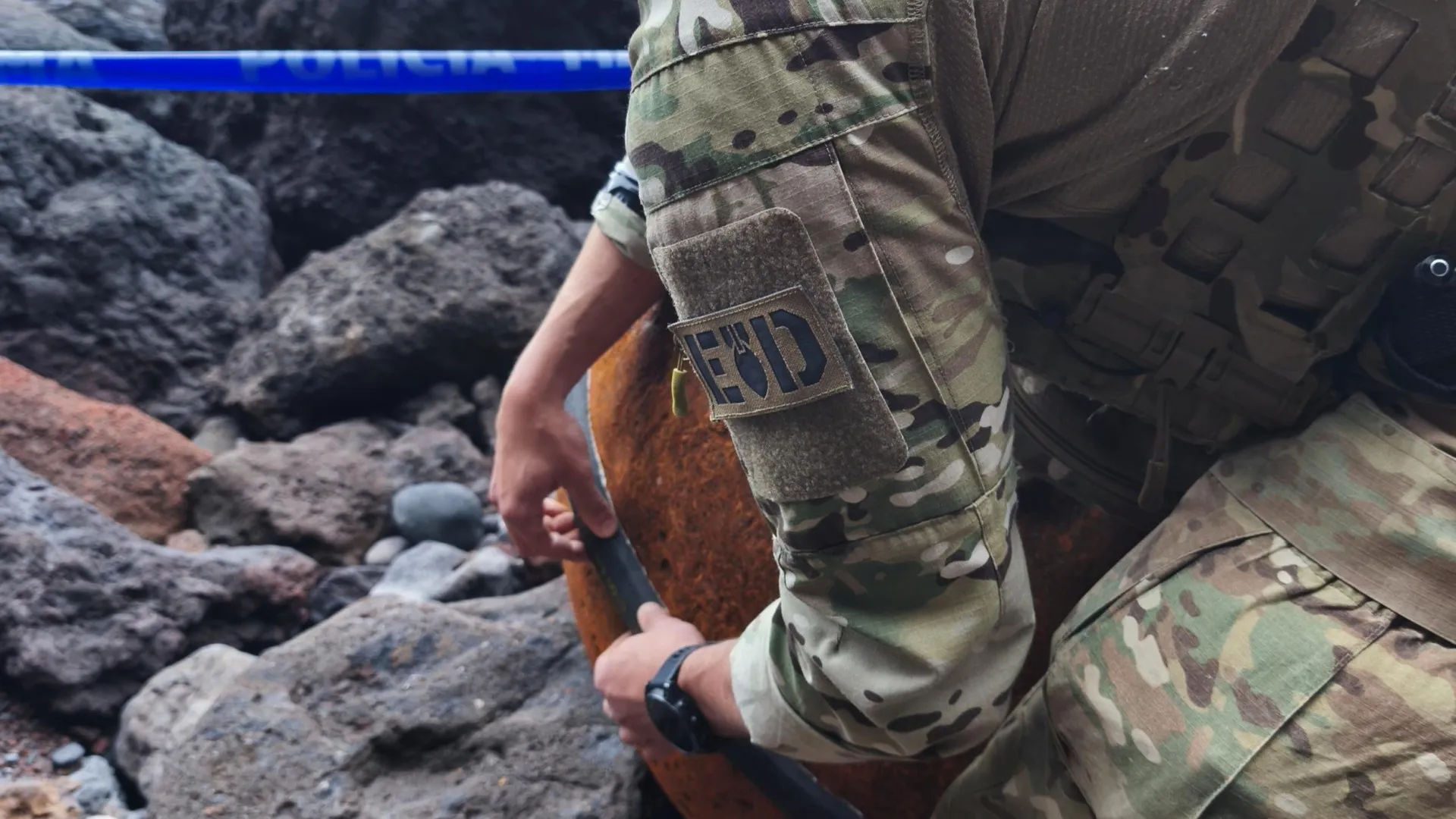 
                    Marinha Portuguesa desativa engenho explosivo encontrado nos Açores
                