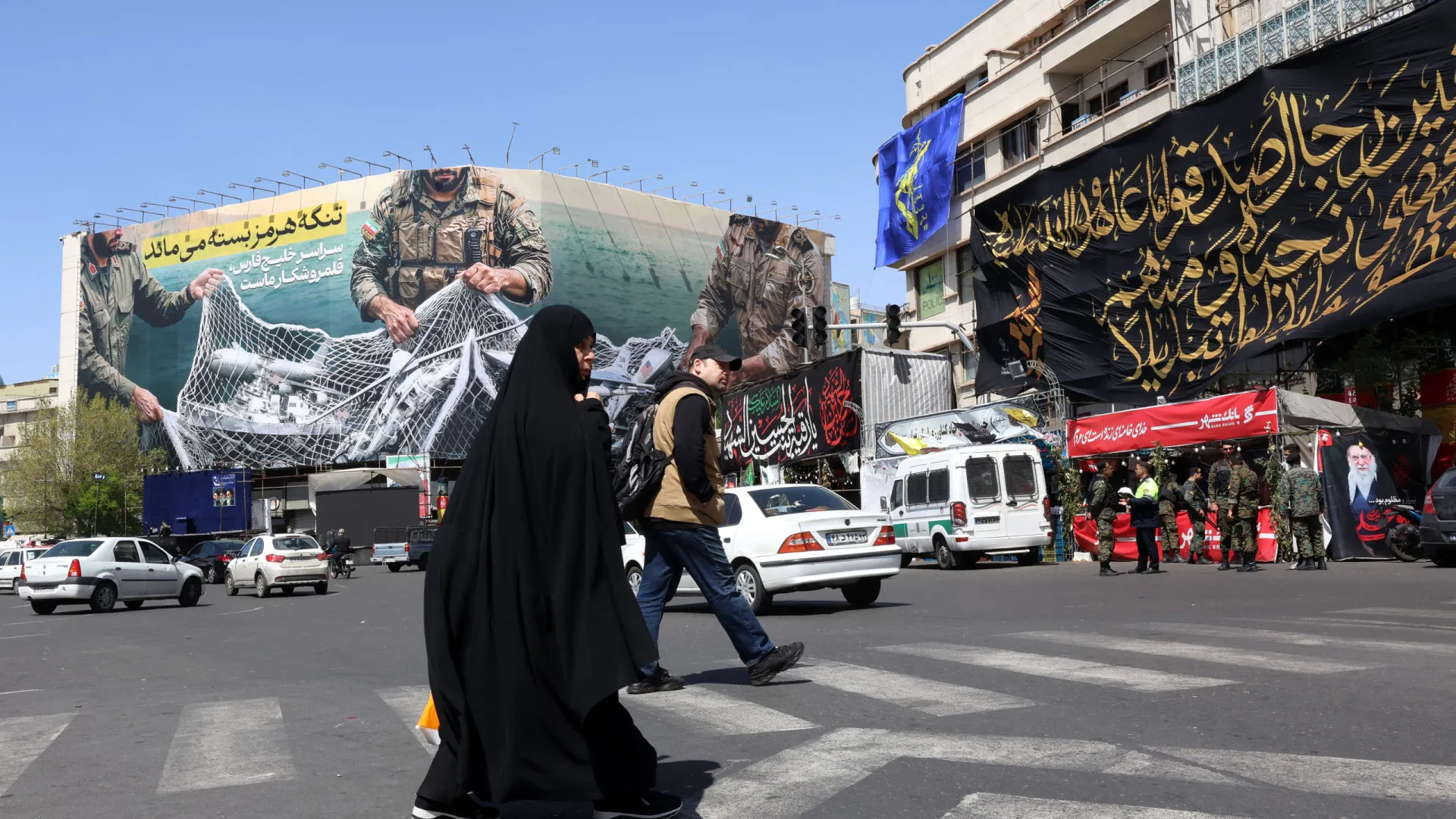 Irão detém mais de 300 pessoas por alegada colaboração com inimigos