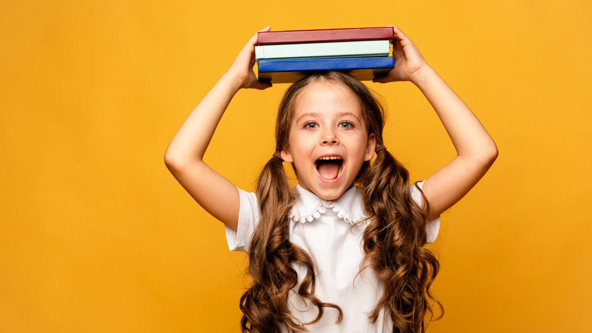 
                    Criança sobredotada ou inteligente? 3 regras parentais obrigatórias
                