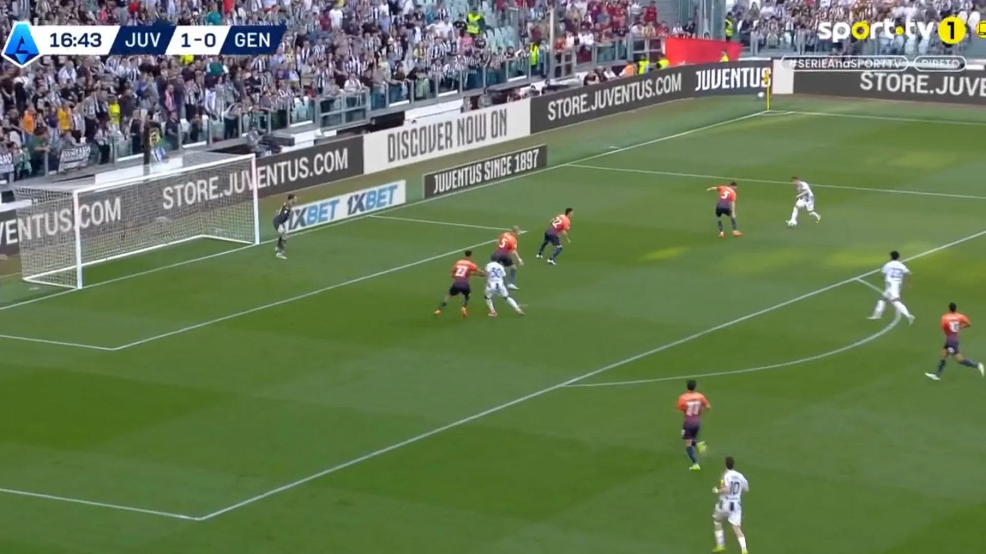 Chico Conceição bailou e ofereceu golo da vitória a McKennie e à Juventus