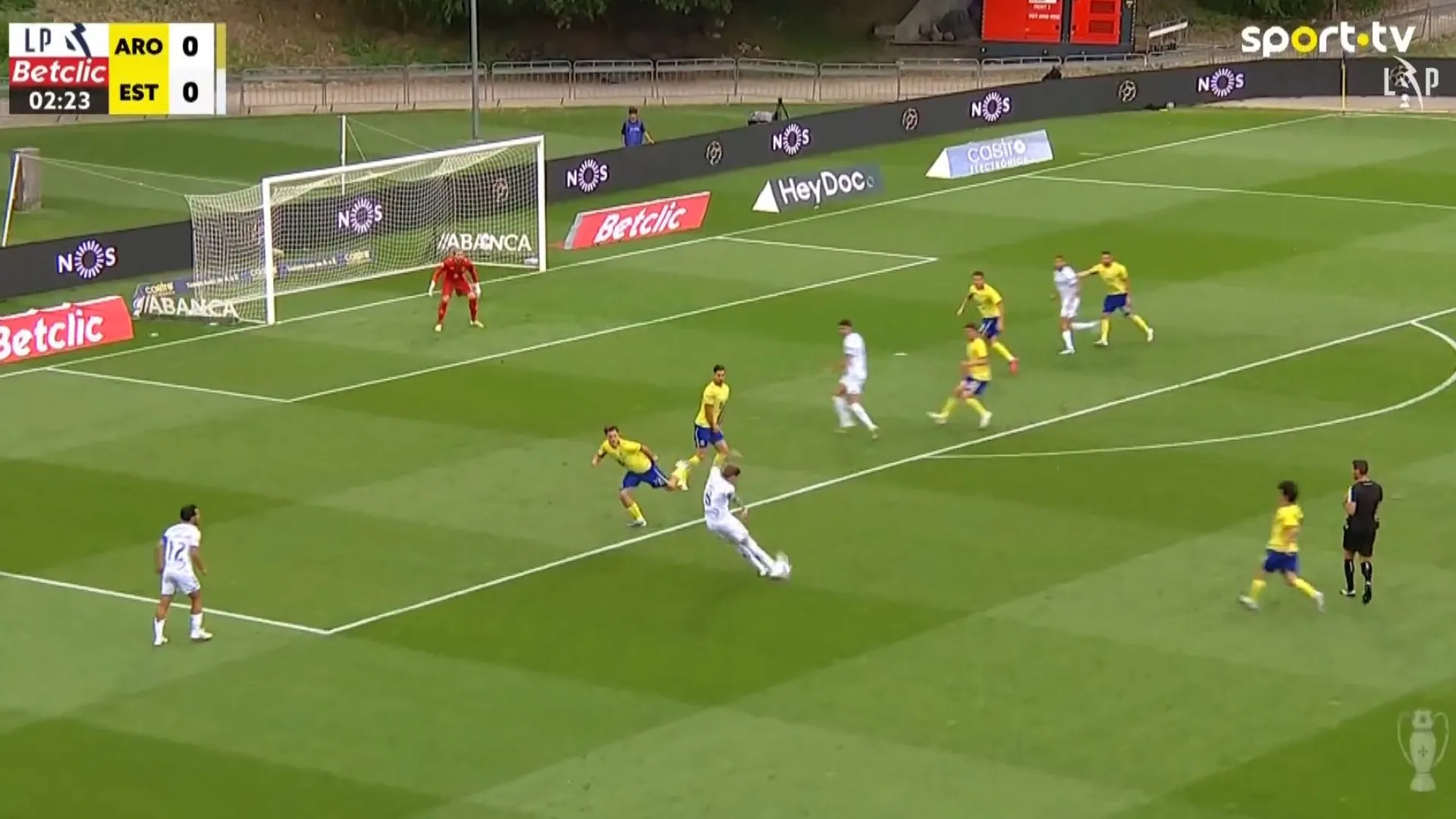 'Xeka' lá isto. O golaço que abriu a contagem do Arouca-Estoril Praia