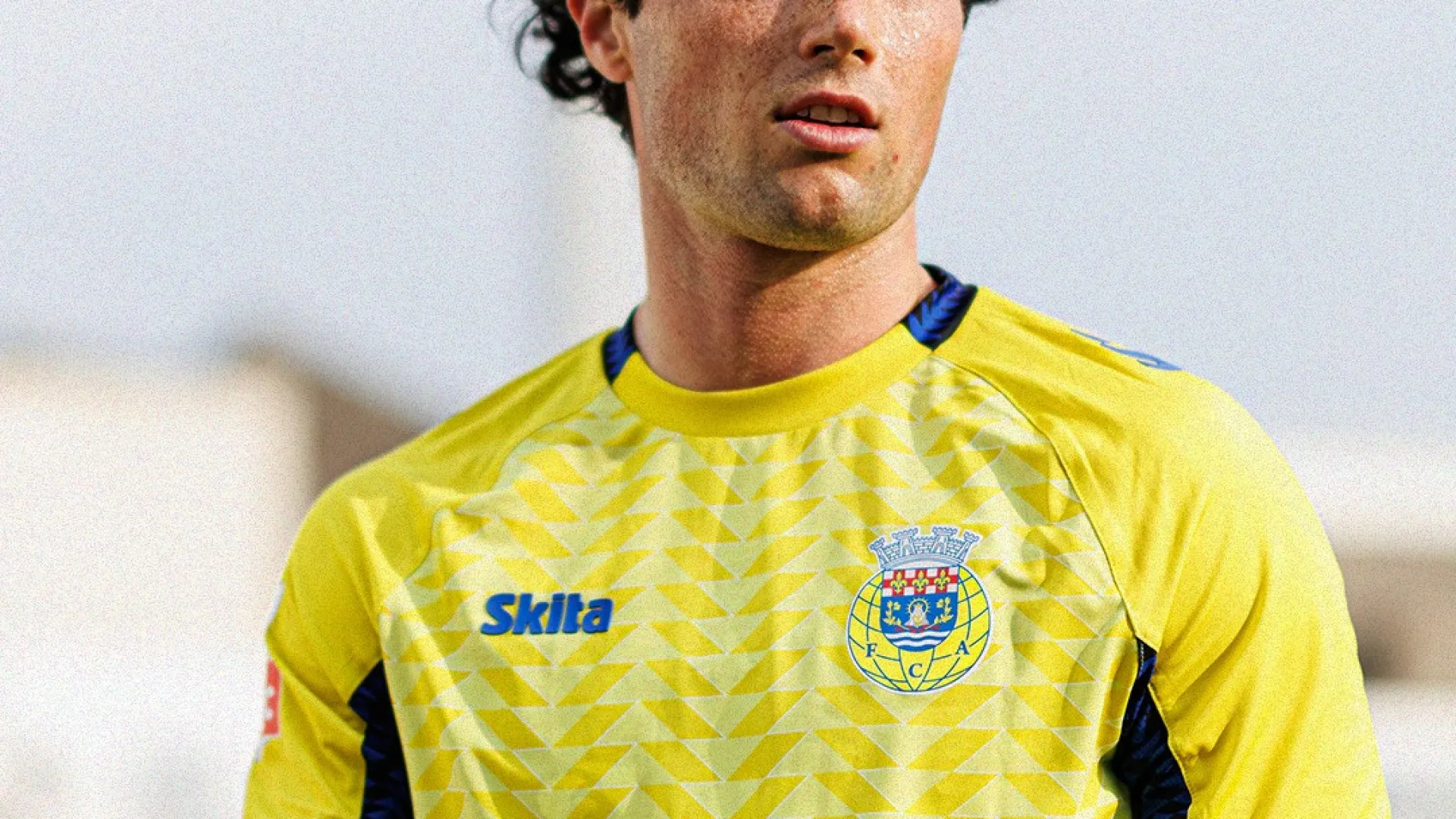 Lição de eficácia do Estoril acabou em remontada à moda do lobo de Arouca