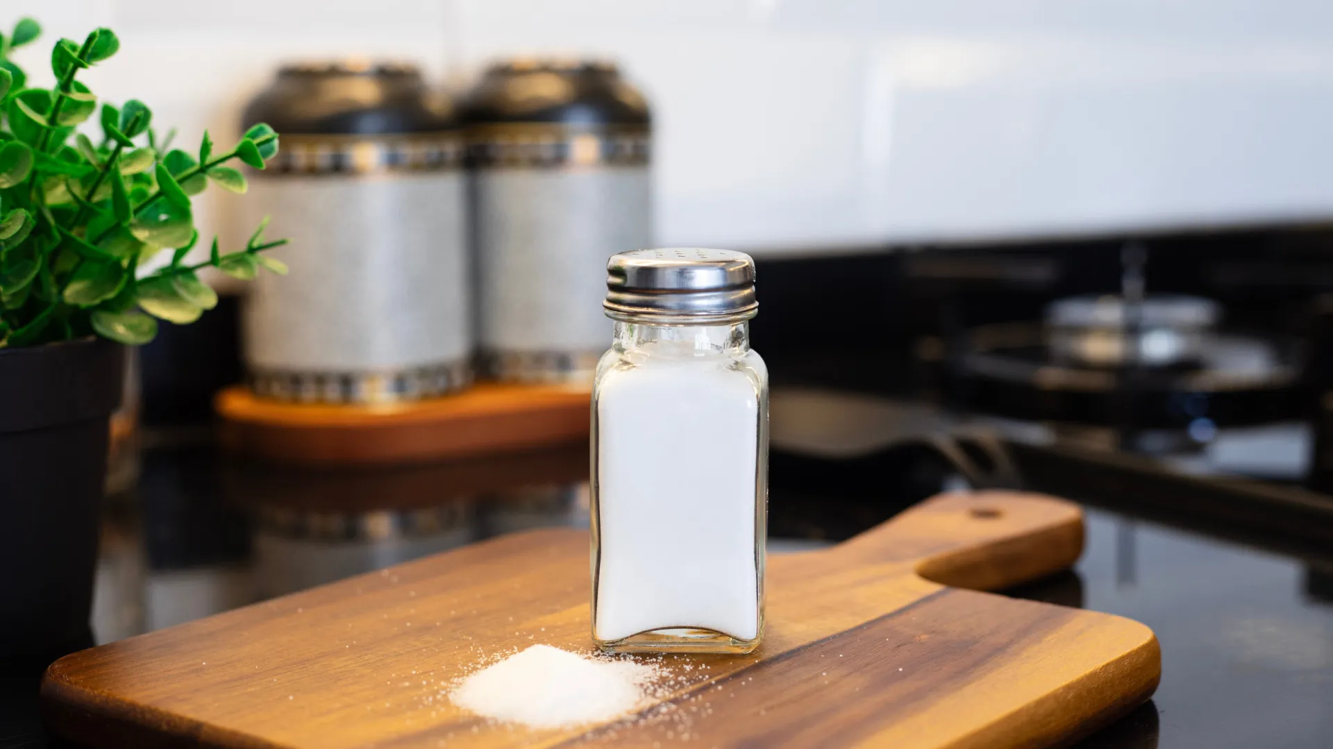 
                    Oito coisas da cozinha que acumulam mais germes do que uma sanita
                