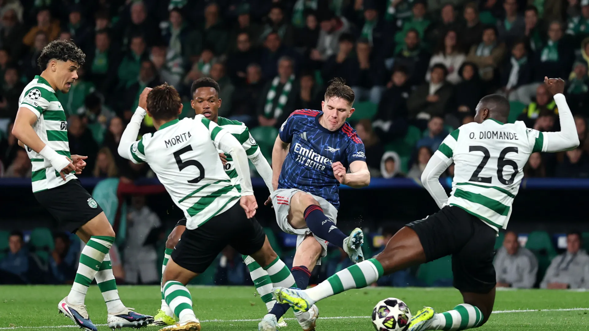 Arsenal bate Sporting no soar do gongo em noite desinspirada de Gyokeres