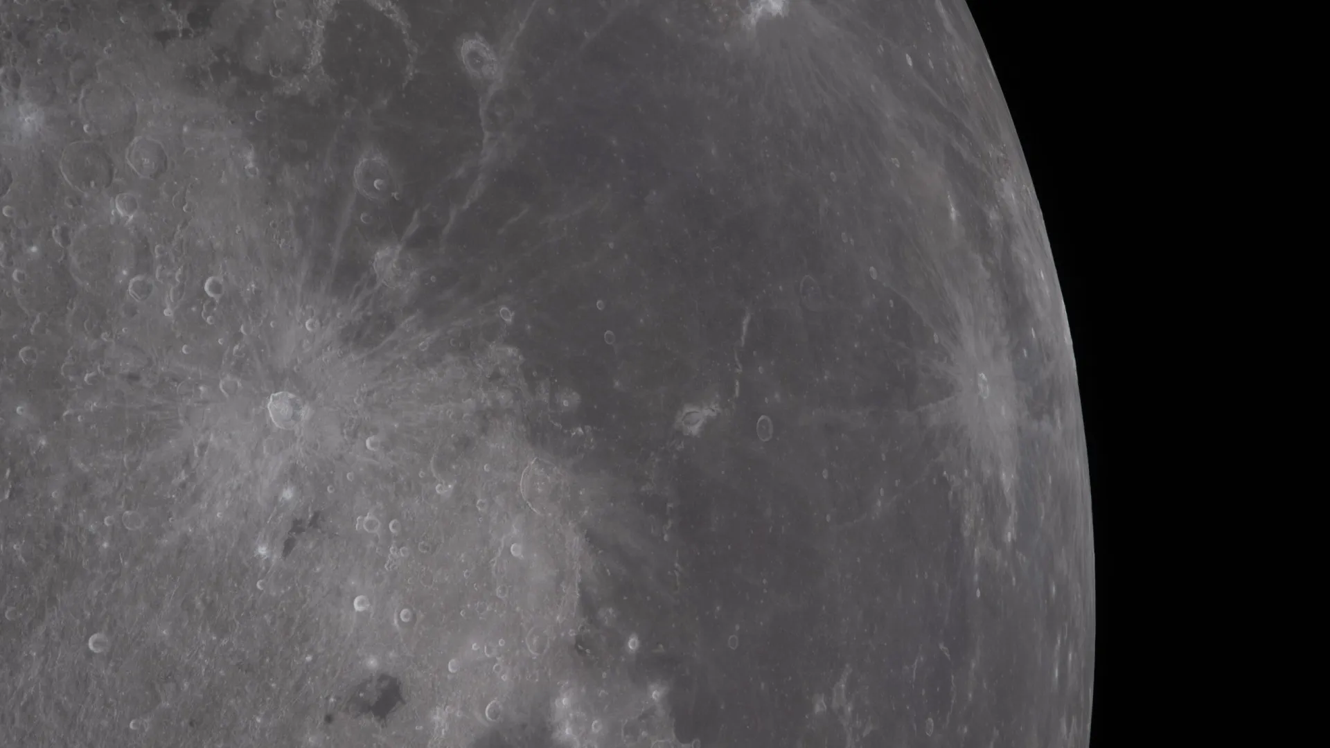 
                    Astronautas da Artemis II viram pó lunar e novas cores na Lua
                