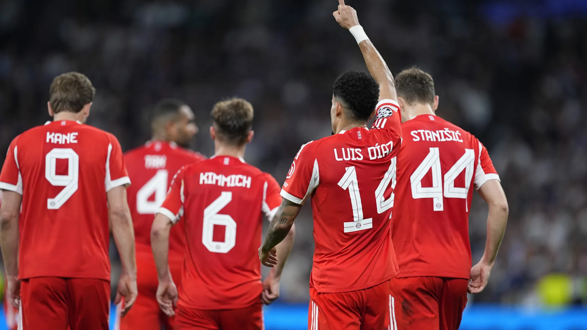 Gerrard sugere sucessor surpreendente para Salah: "Sinto falta dele..."