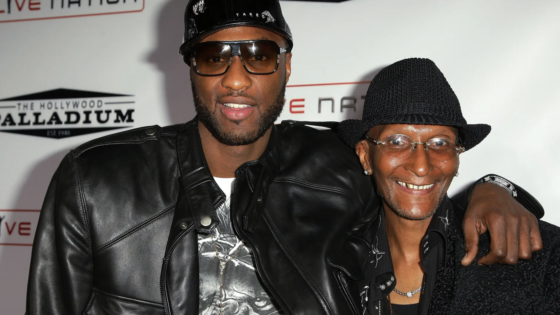 
                    Lamar Odom: Pai queria desligar as máquinas quando filho esteve em coma?
                