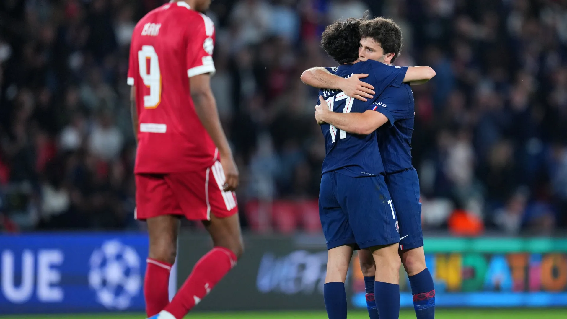 Liverpool arrasado na Champions: "Parece uma equipa de divisão inferior"