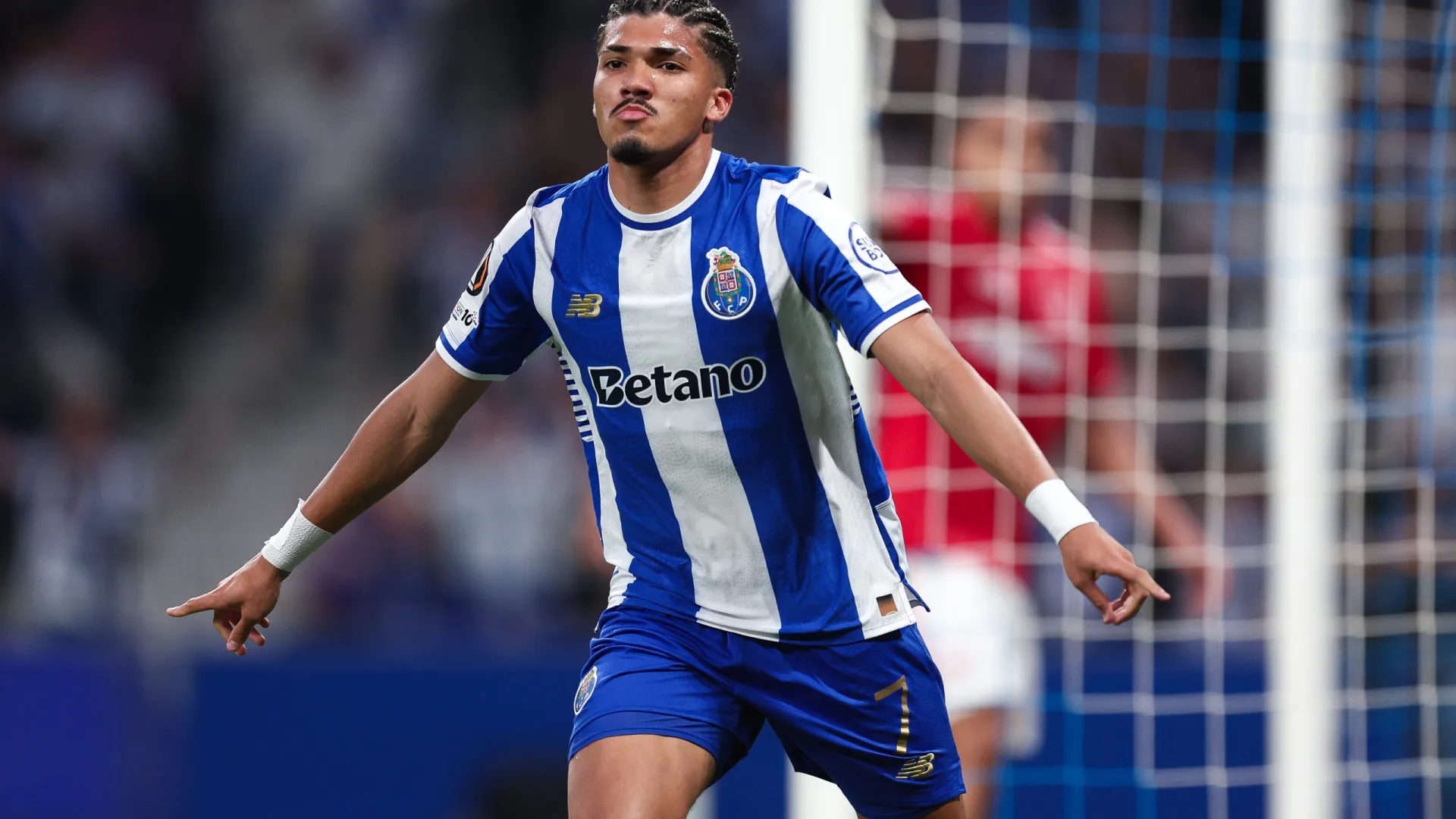 William Gomes 'ignora' autogolo: "São coisas que acontecem..."