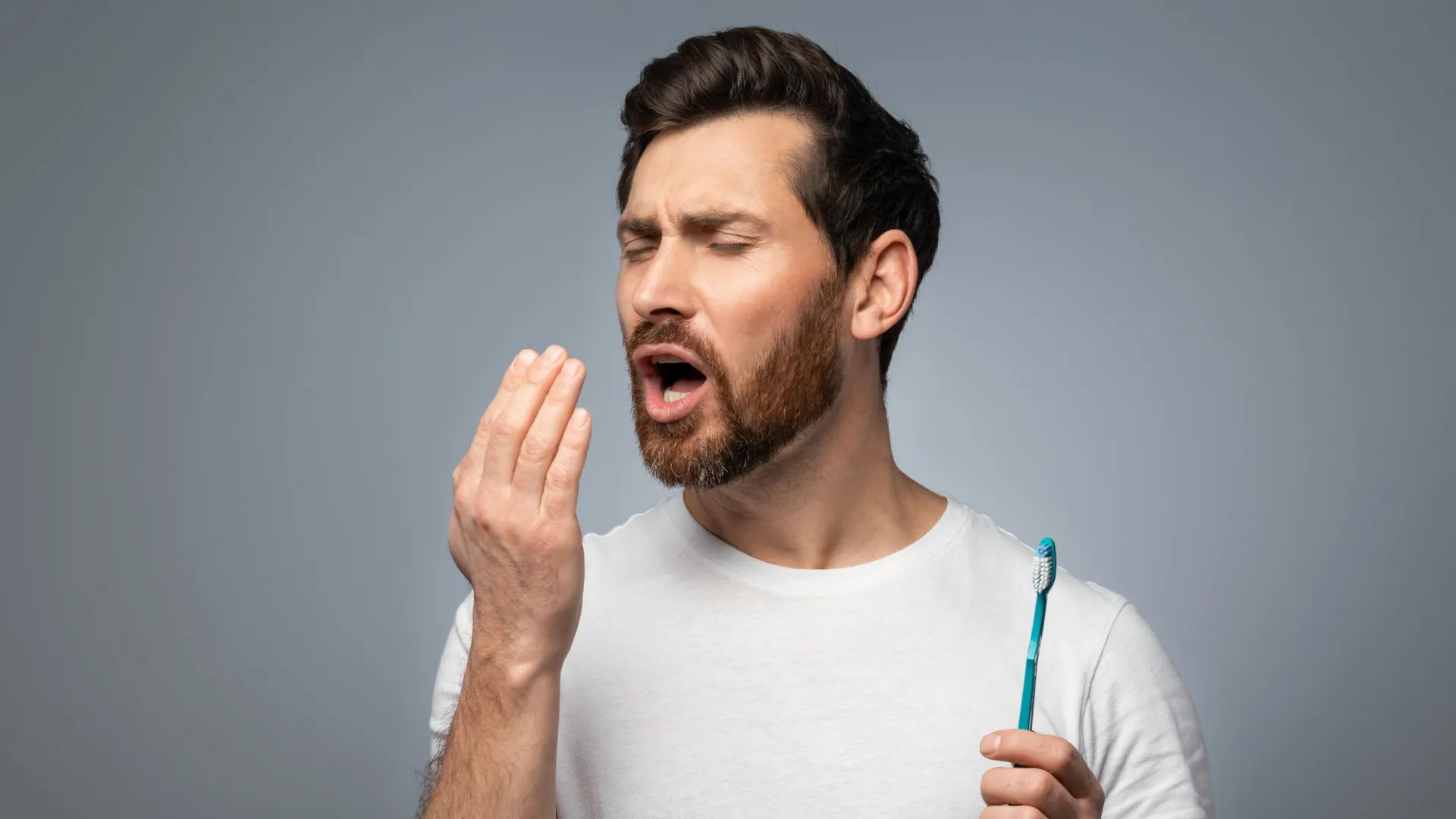 
                    Eis os alimentos que causam mau hálito, segundo dentistas
                