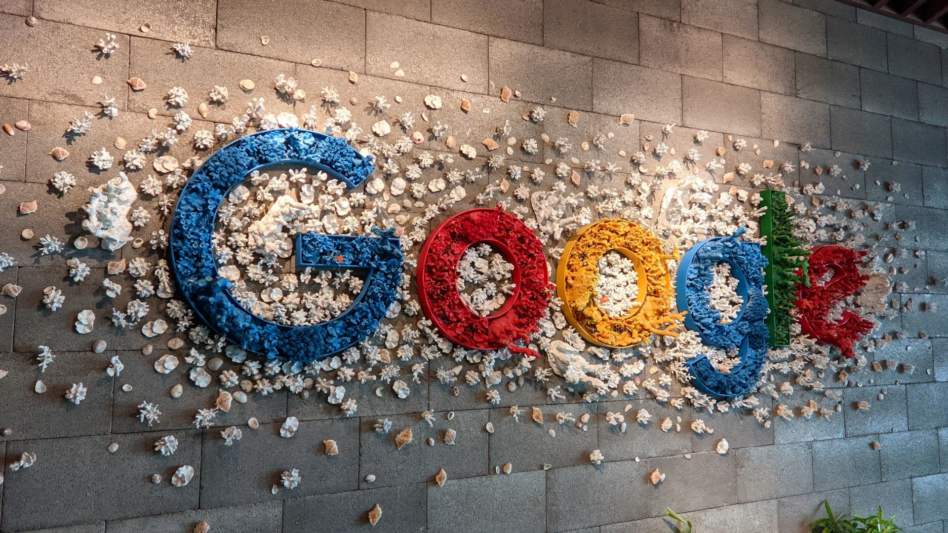 Indonésia processa Google por violar proibição de redes sociais a menores