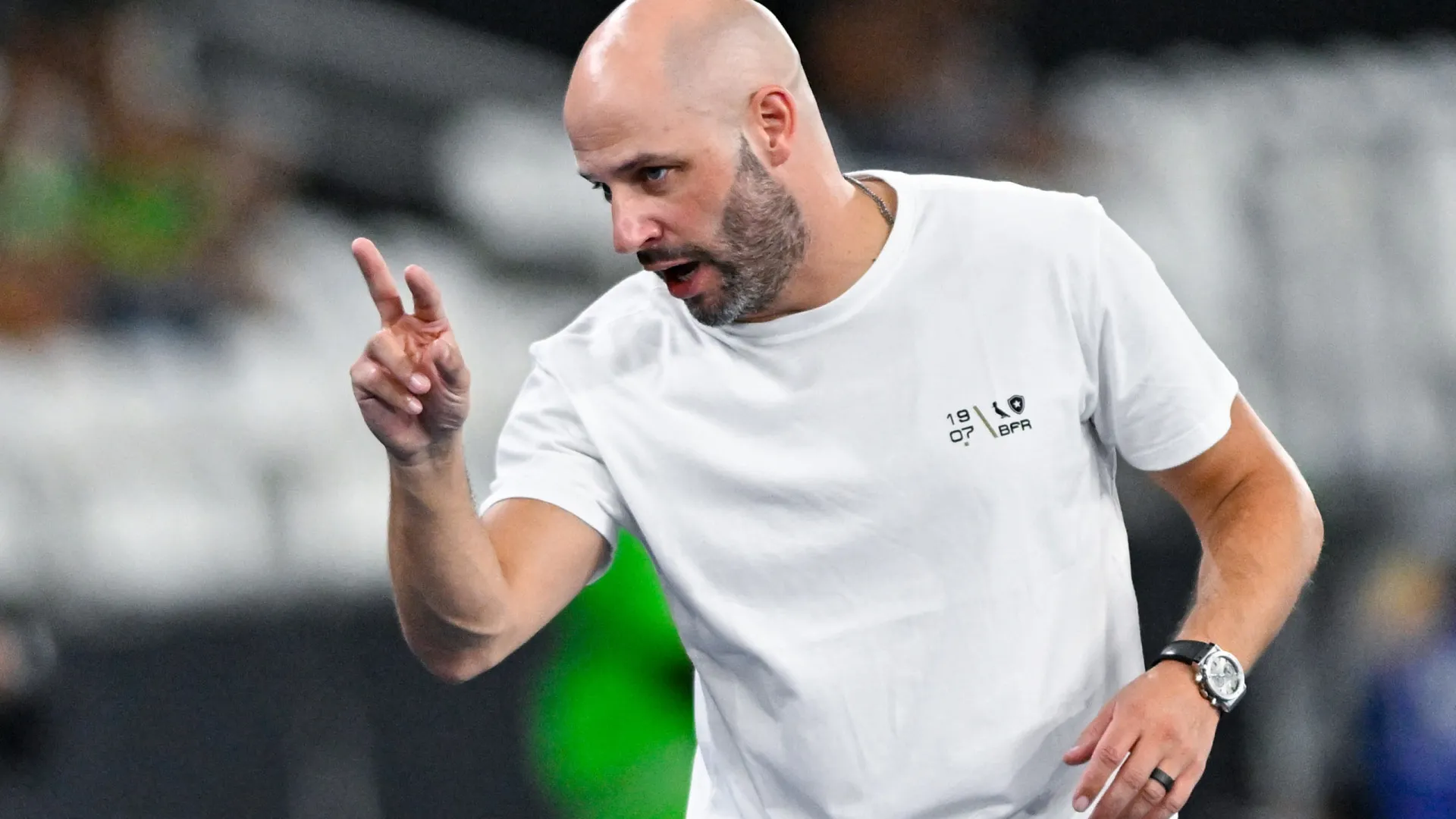 Franclim Carvalho empata na estreia como treinador do Botafogo