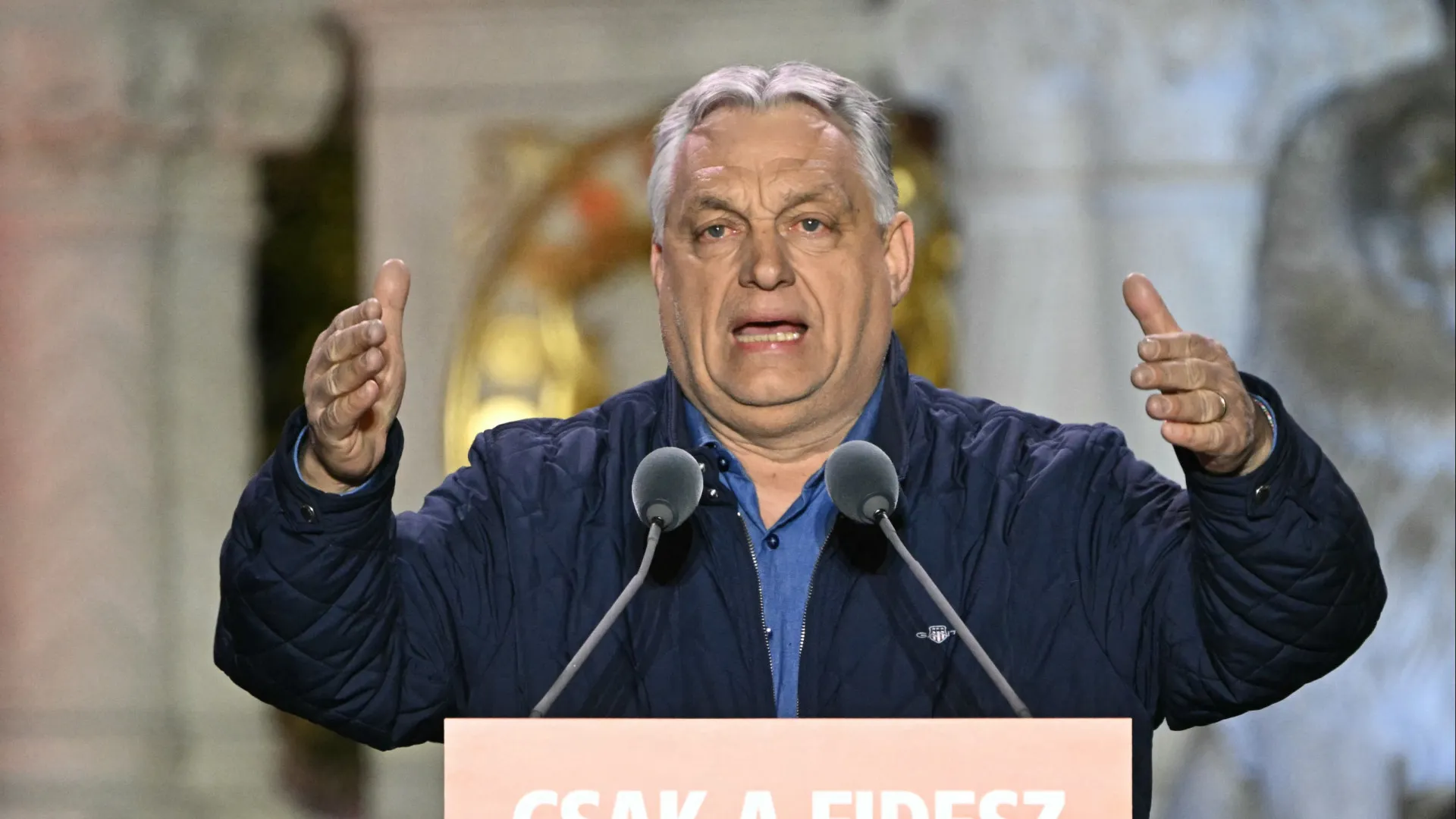 PS salienta derrota de Orbán e vitória "de grande alcance" para a UE