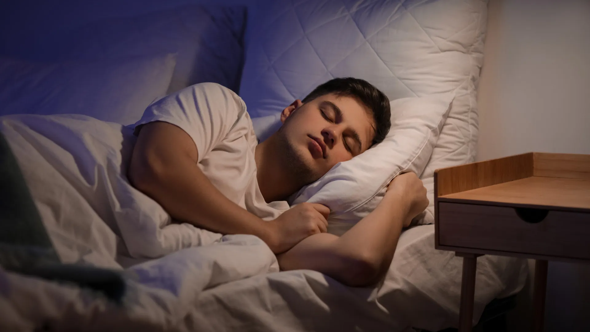 
                    Se faz isto durante a noite, corre maior risco de vir a ter tensão alta
                