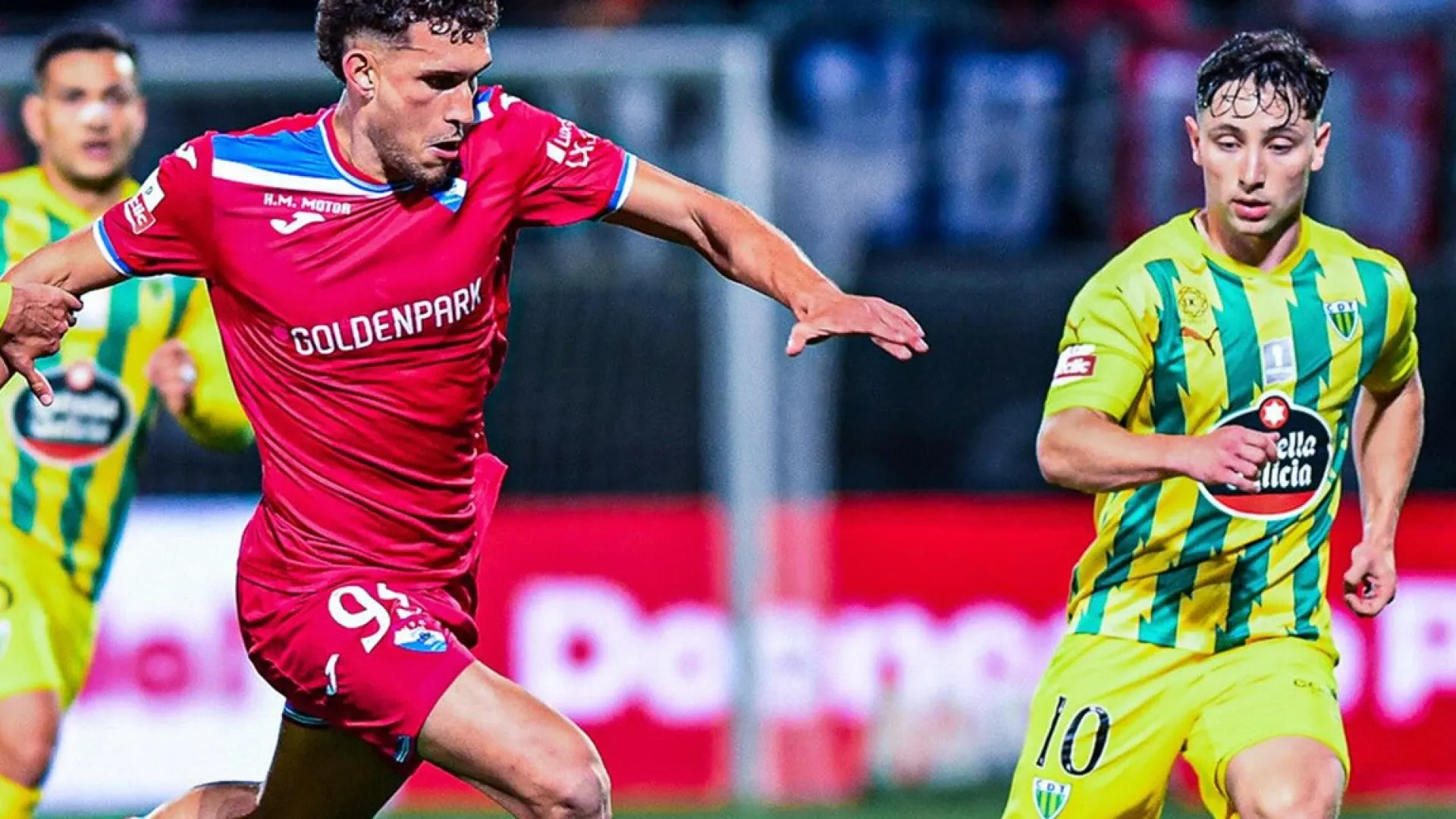 Deu galo na Beira. Gil Vicente empata jogo louco e Tondela ainda sonha