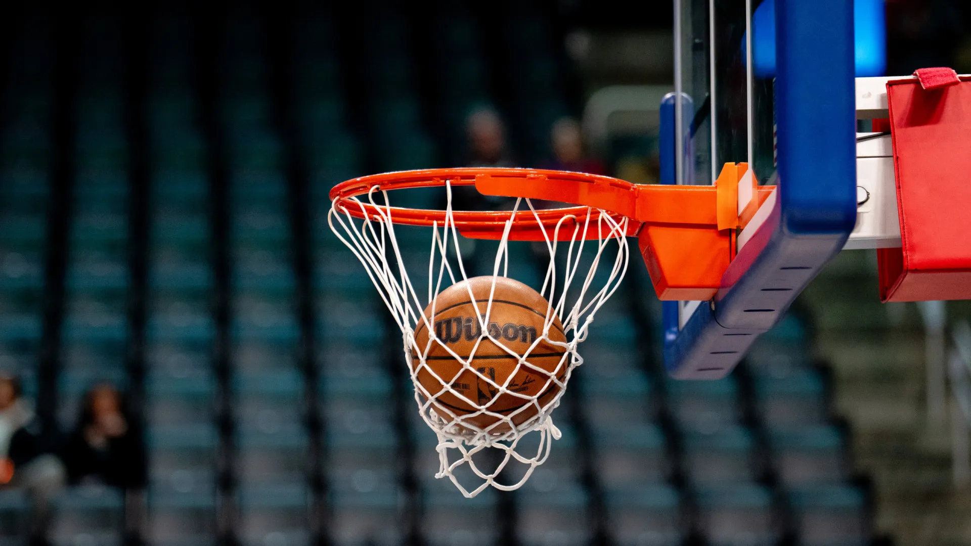 
                    Hong Kong adia apostas em basquetebol e explica porquê
                