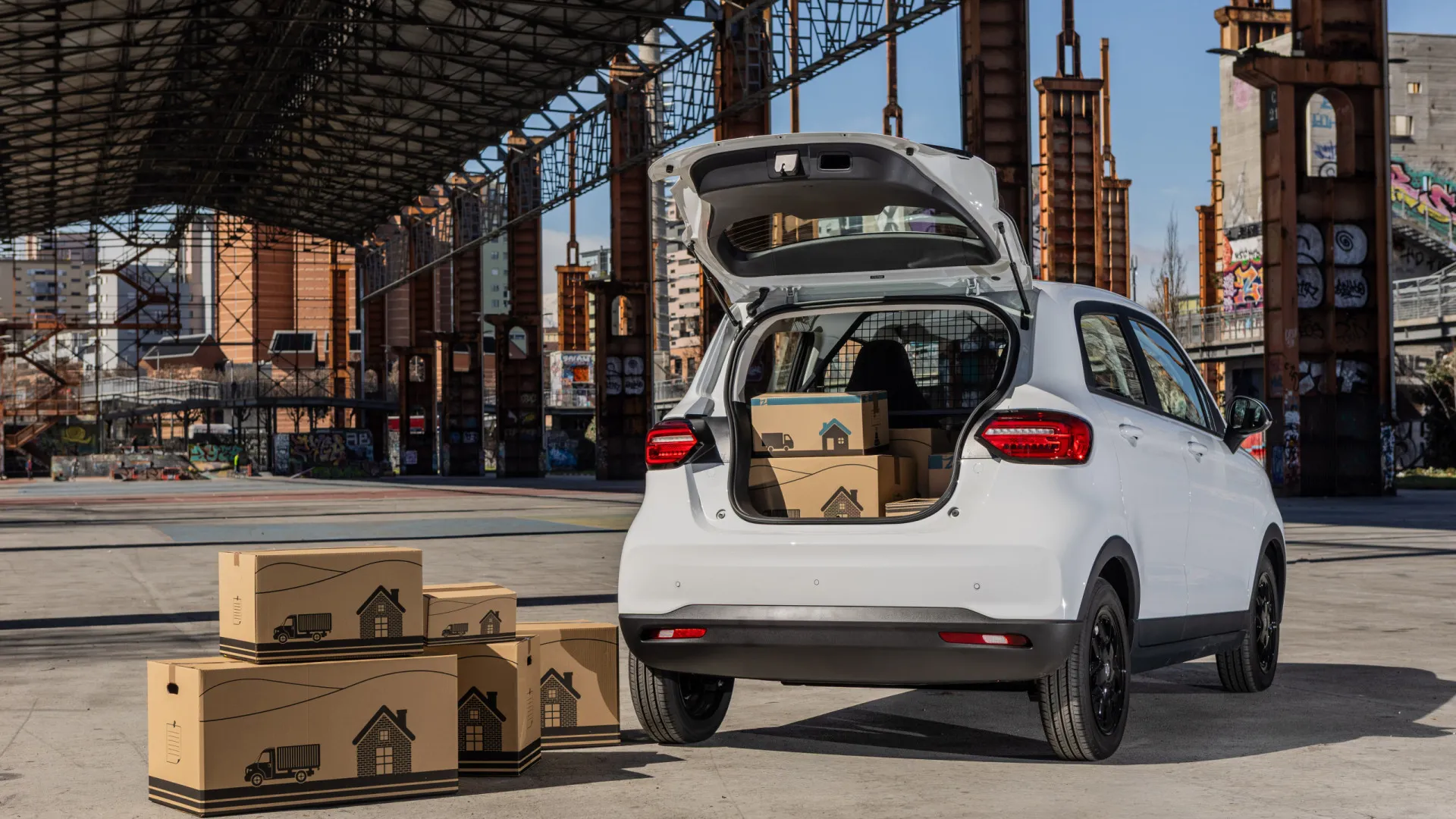 
                    Leapmotor T03 tem agora também versão carrinha comercial
                