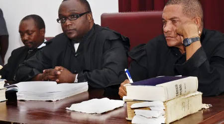 Presidente do Supremo de São Tomé coloca cargo à disposição após denúncia
