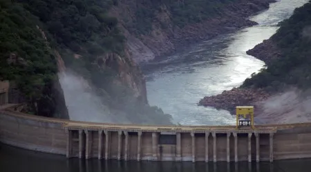Cahora Bassa procura parceiros para nova central e produção solar
