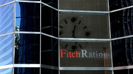 Fitch mantém rating de Angola em B- e vê crescimento a baixar para 2,8%